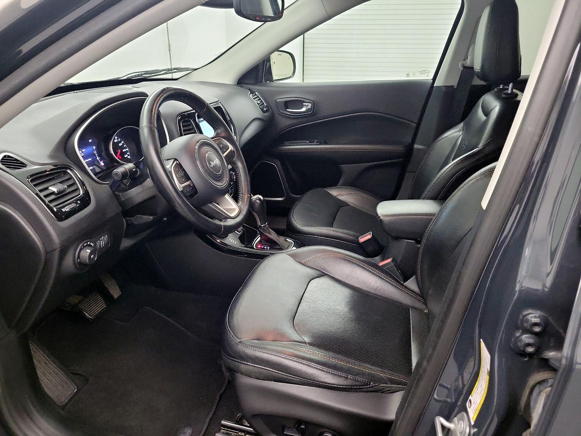 Thumbnail: 2018 Jeep Compass - 11