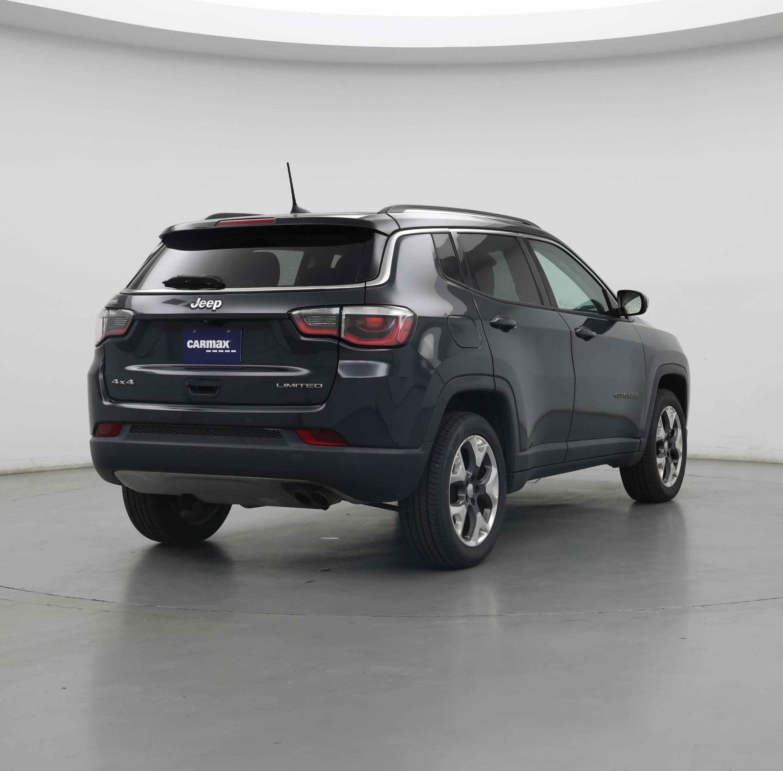 Thumbnail: 2018 Jeep Compass - 8