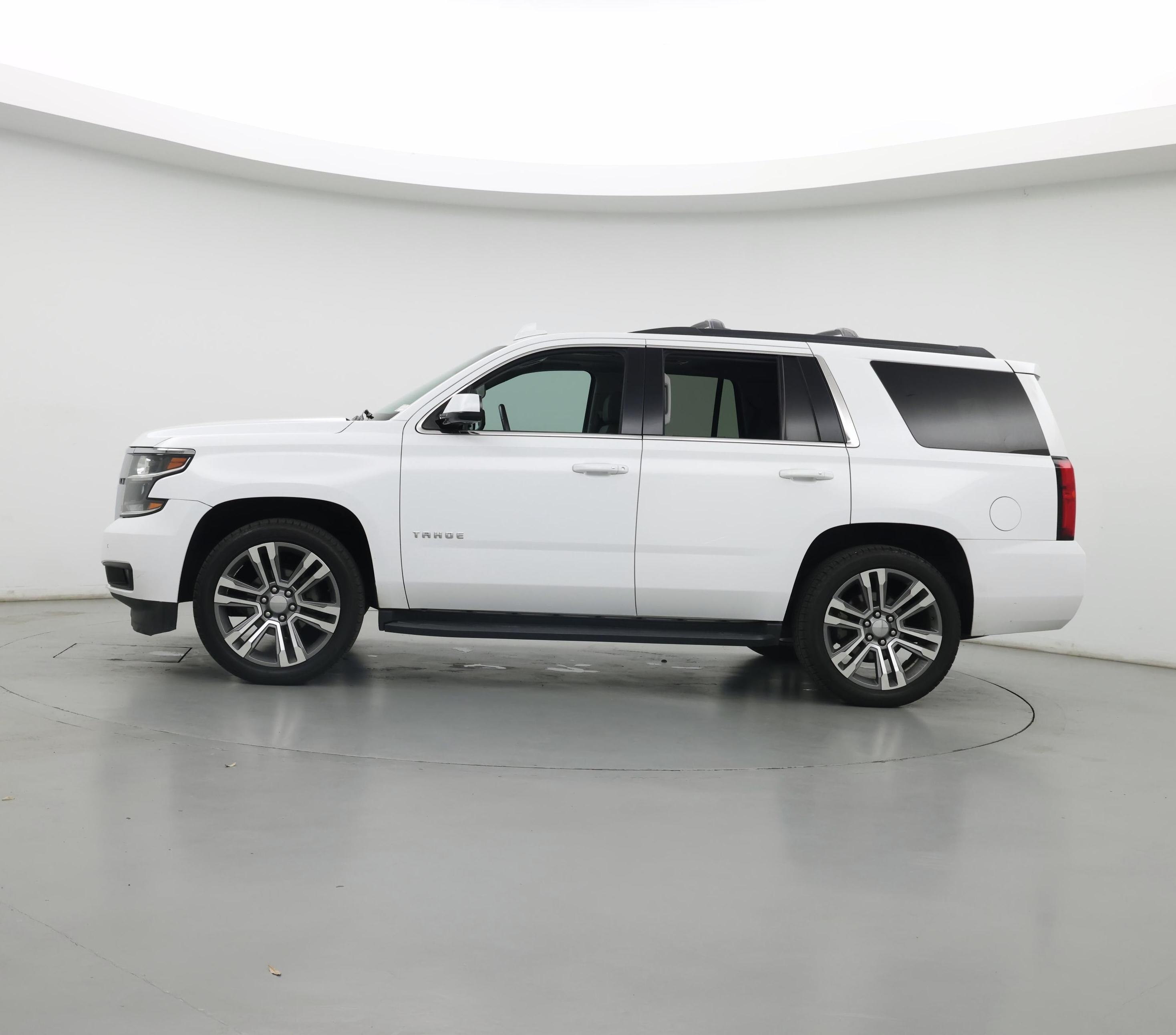 Thumbnail: 2018 Chevrolet Tahoe - 3