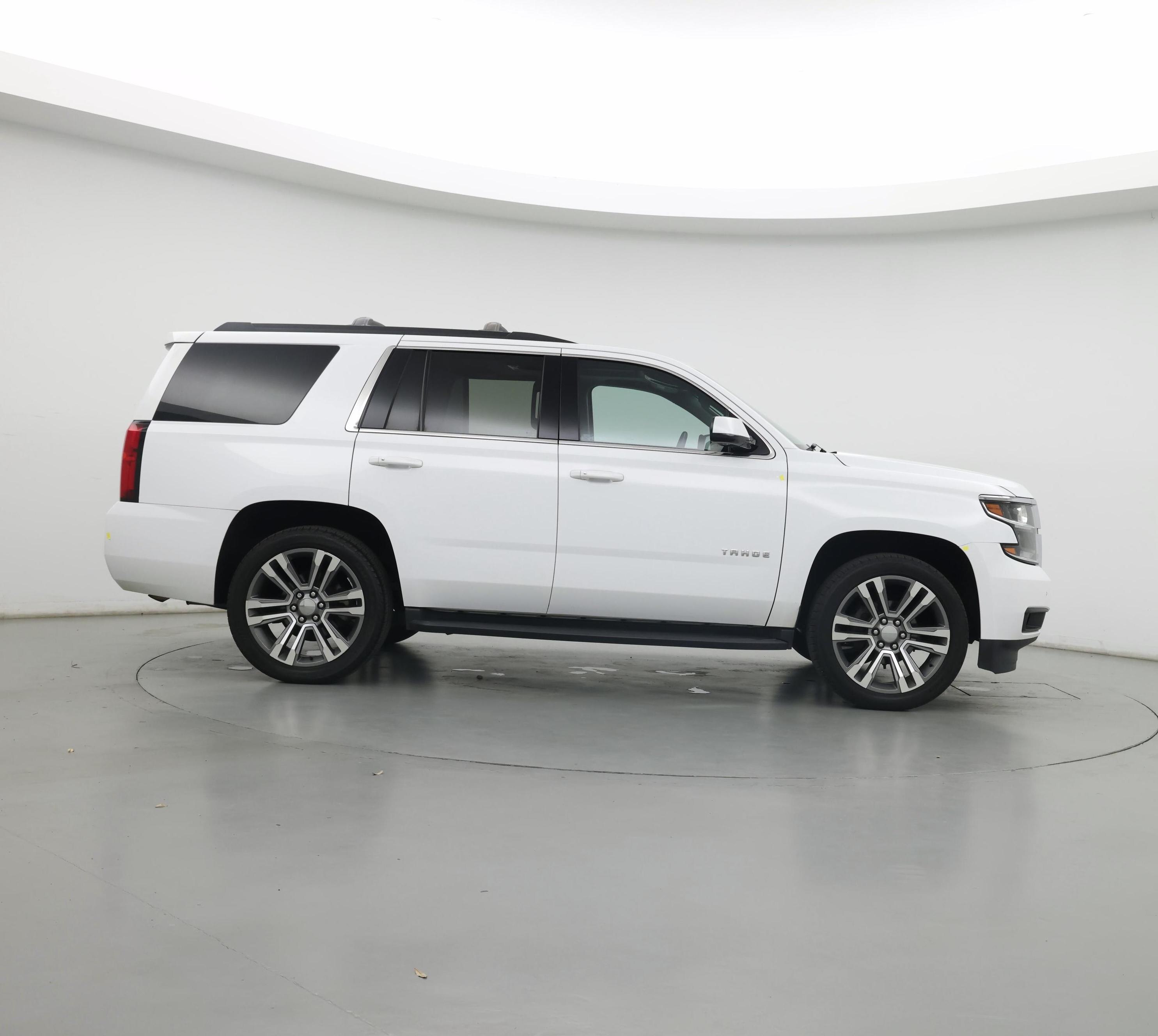 Thumbnail: 2018 Chevrolet Tahoe - 7