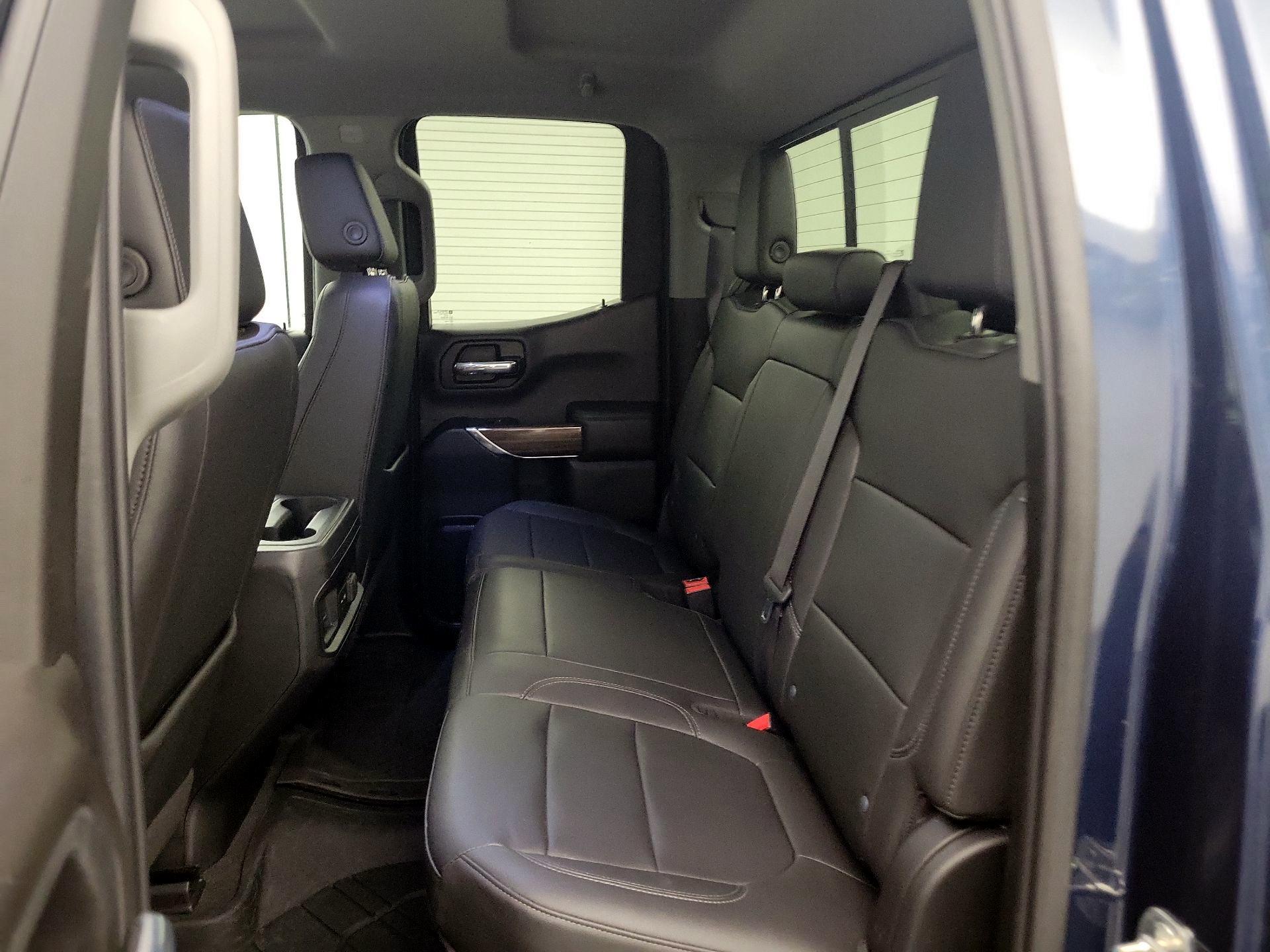 Thumbnail: 2021 Chevrolet Silverado 1500 - 19