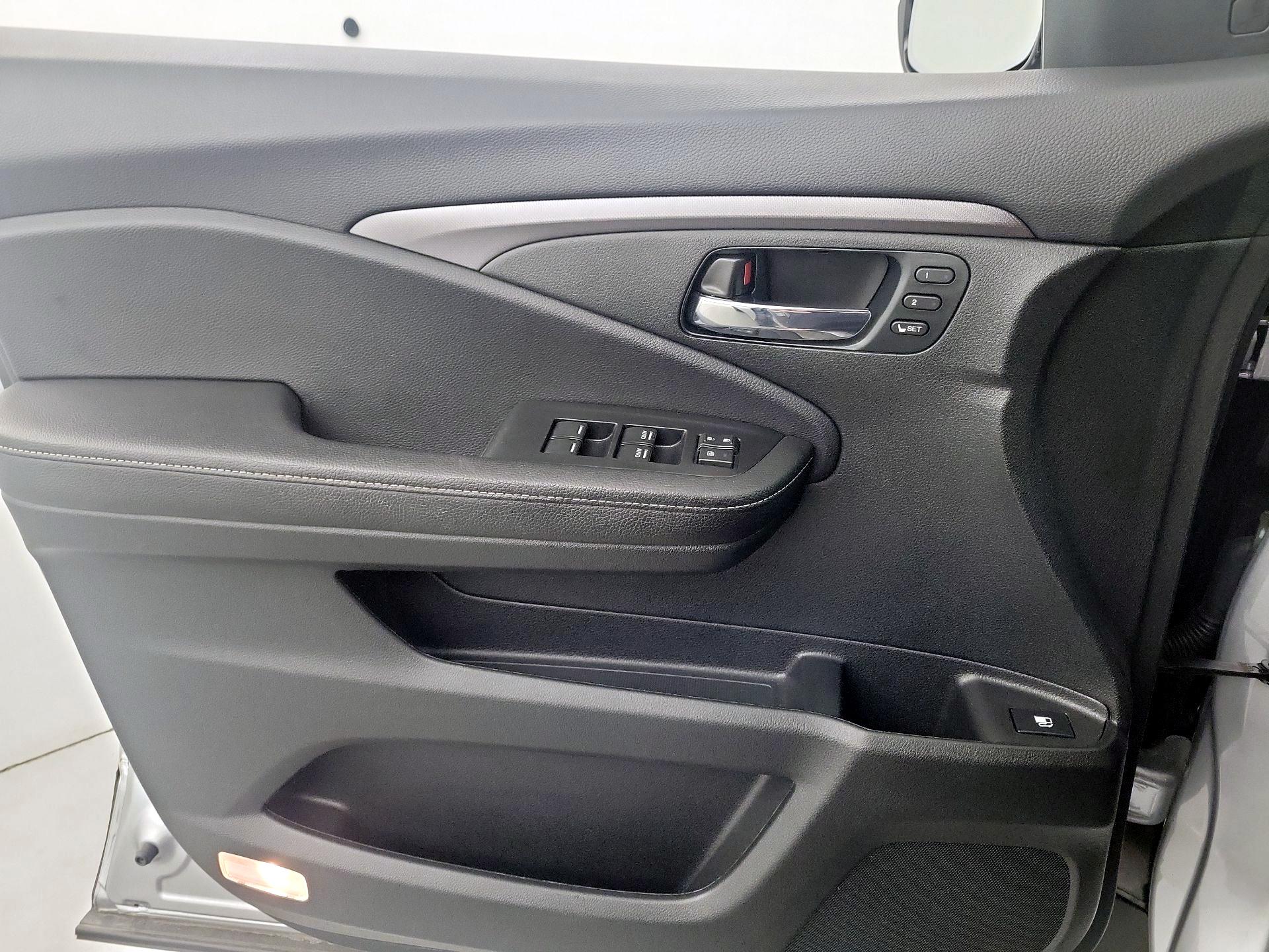 Thumbnail: 2023 Honda Ridgeline - 12