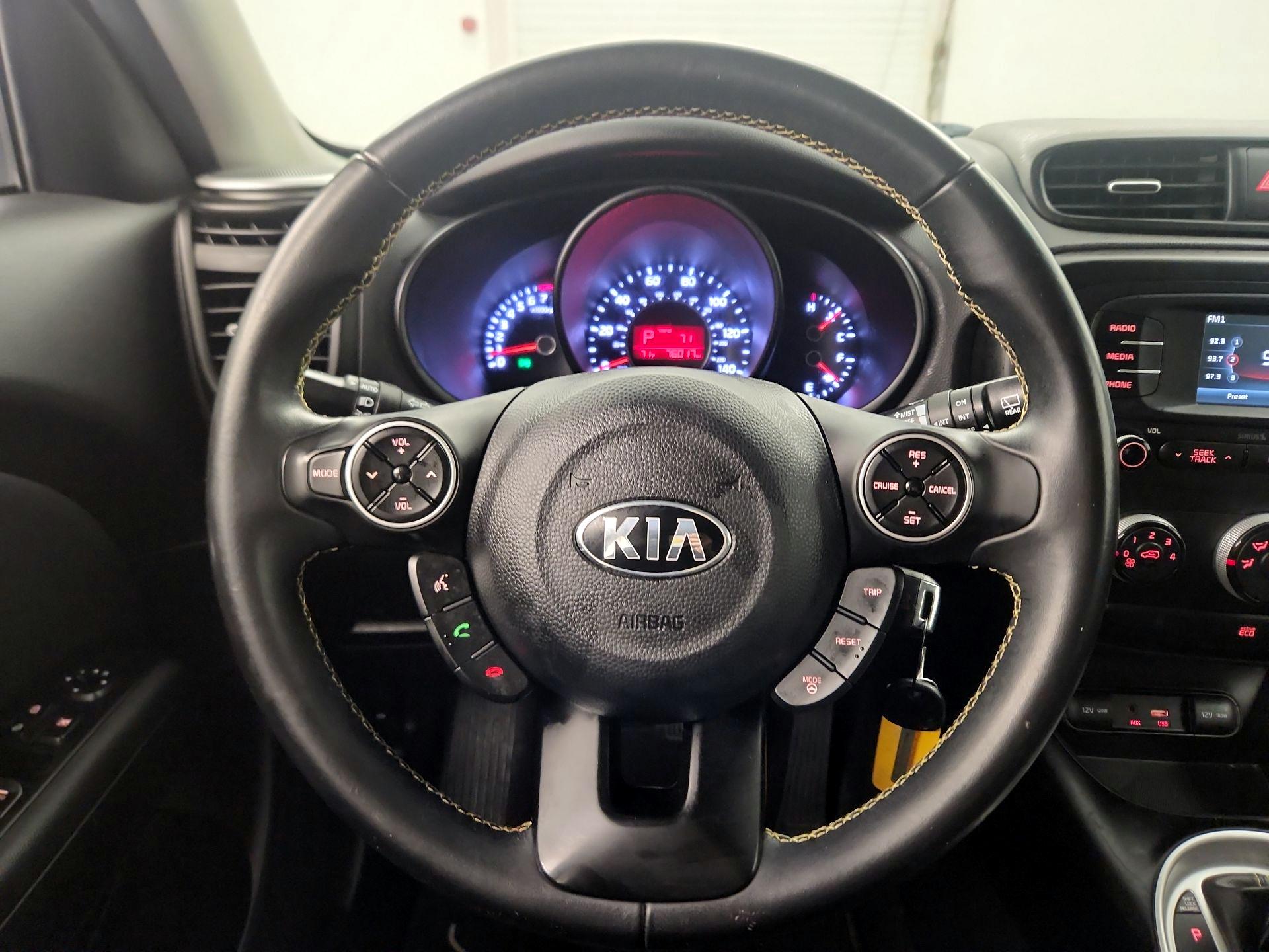 Thumbnail: 2016 Kia Soul - 10