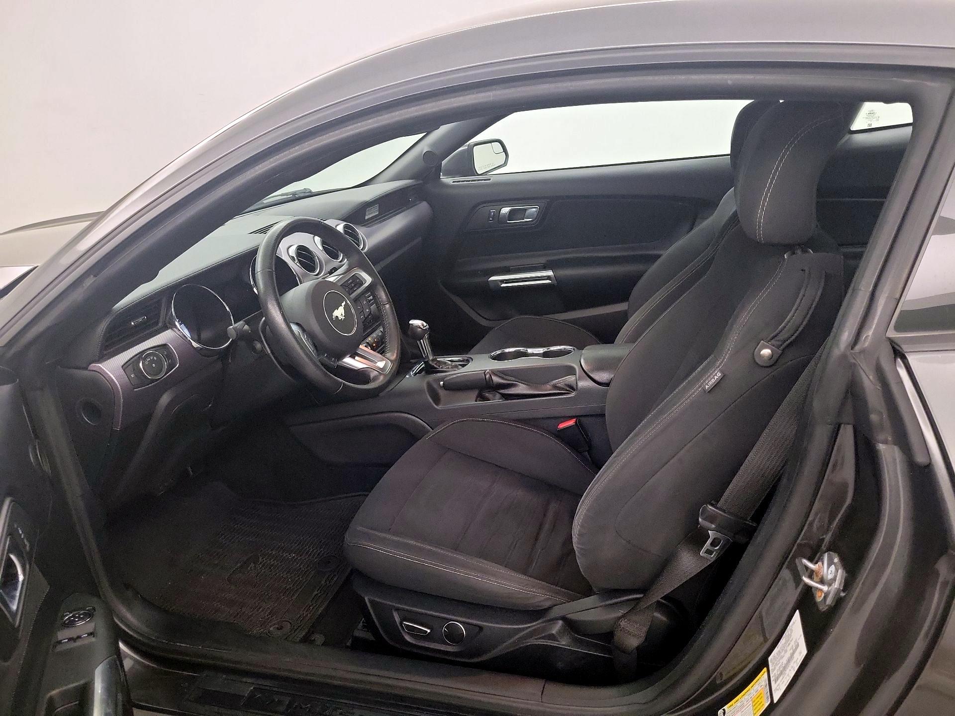 Thumbnail: 2016 Ford Mustang - 11