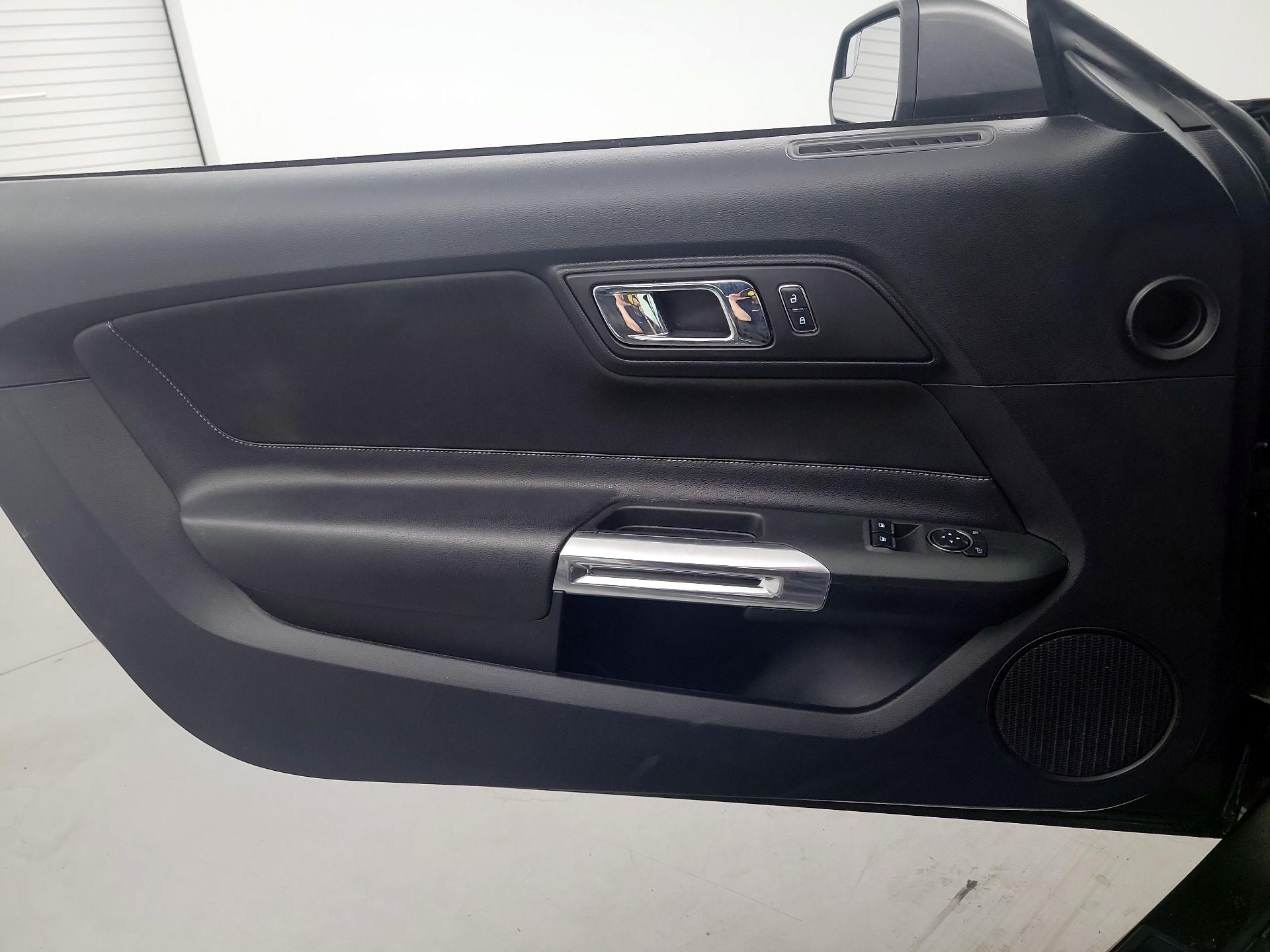 Thumbnail: 2016 Ford Mustang - 12