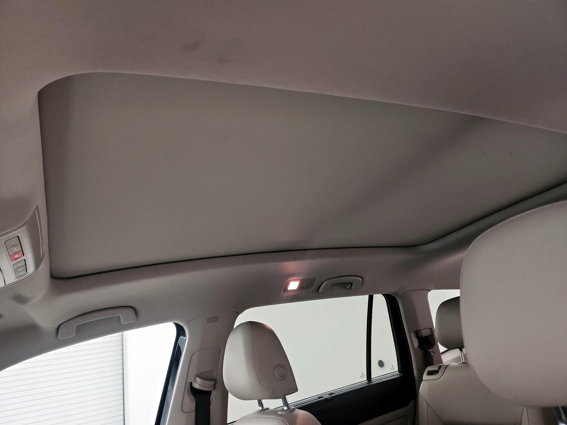 Thumbnail: 2019 Volkswagen Atlas - 18