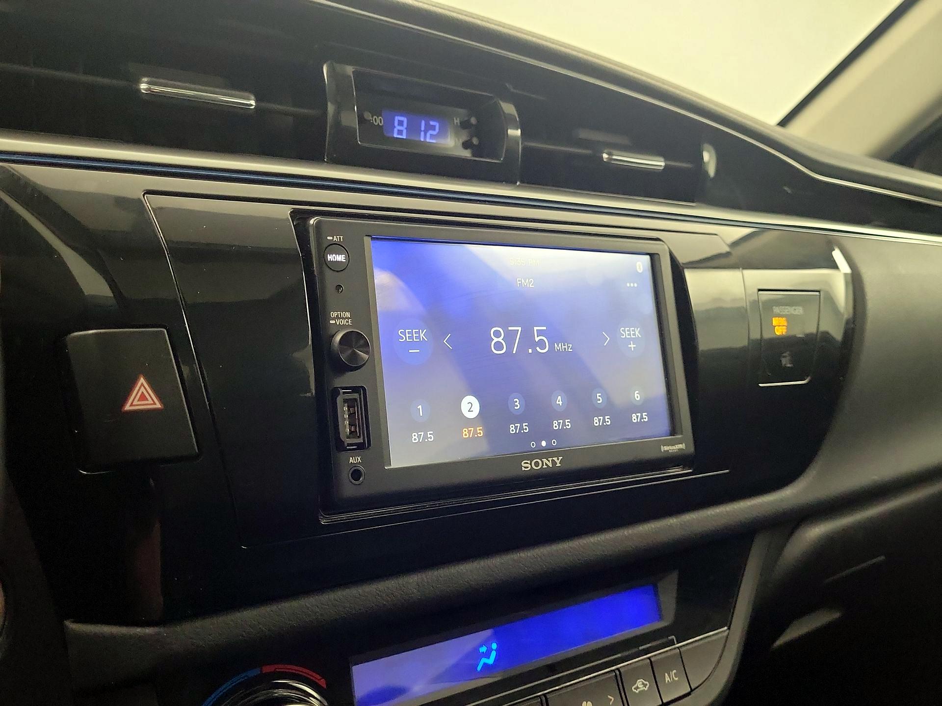 Thumbnail: 2014 Toyota Corolla - 15