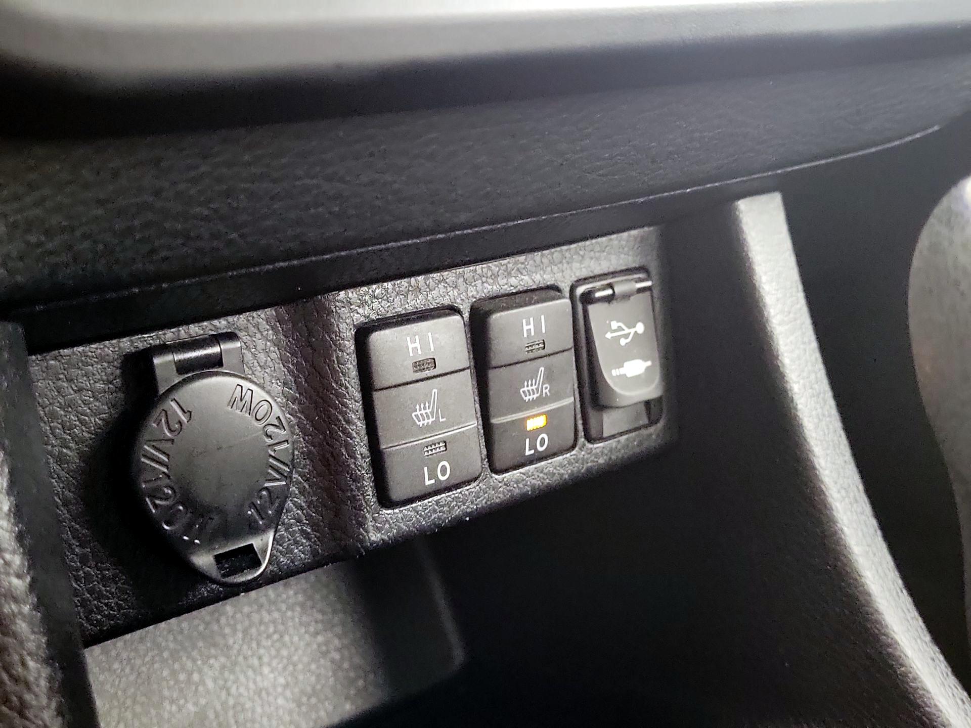 Thumbnail: 2014 Toyota Corolla - 18