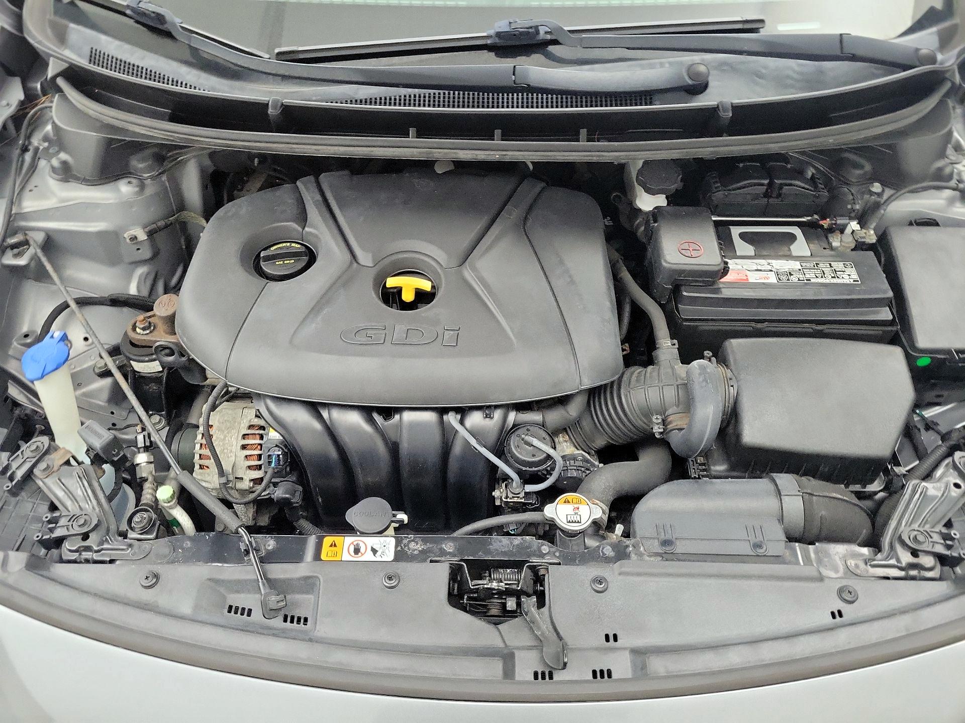 Thumbnail: 2015 Hyundai Elantra - 20