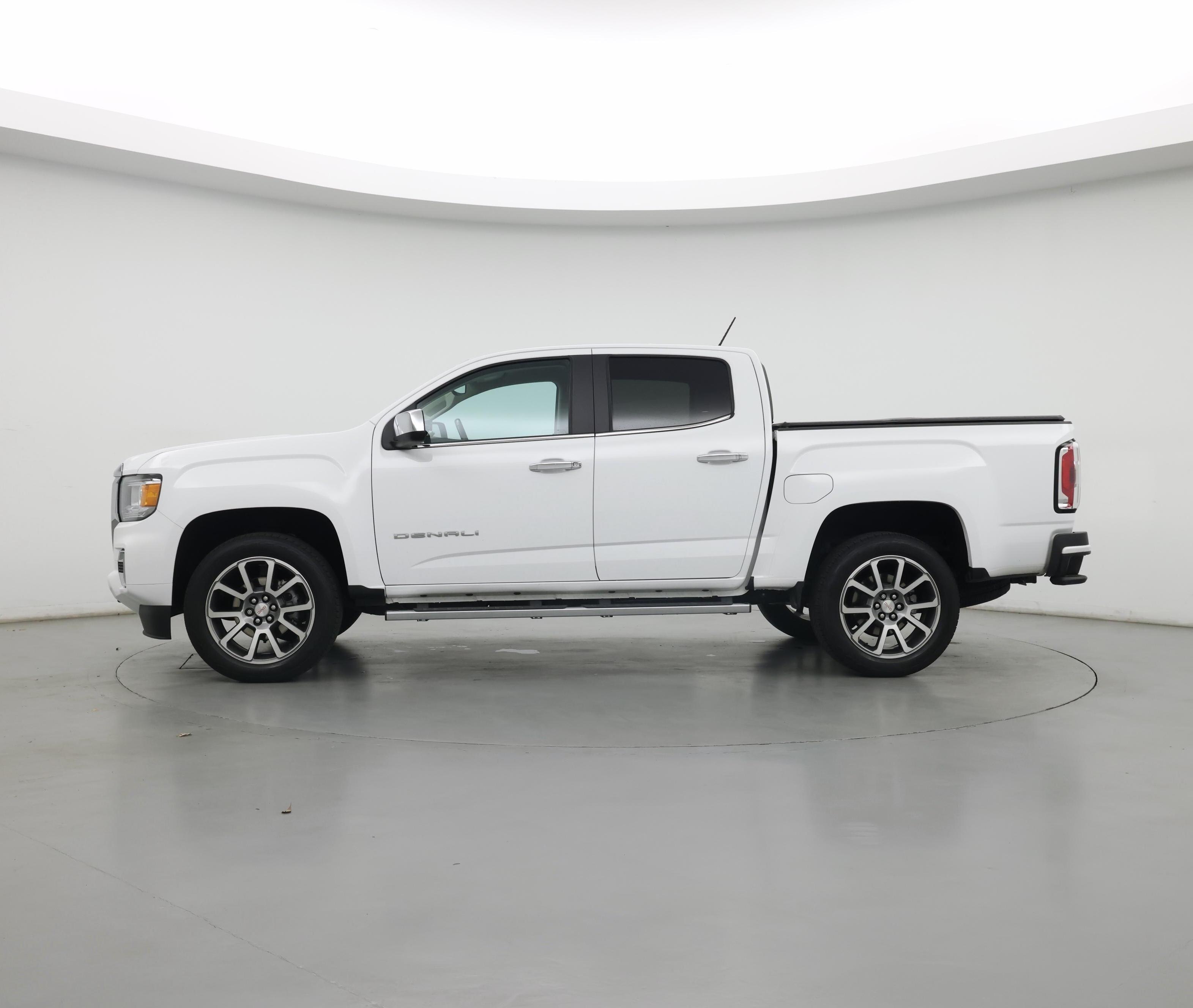 Thumbnail: 2022 GMC Canyon - 3