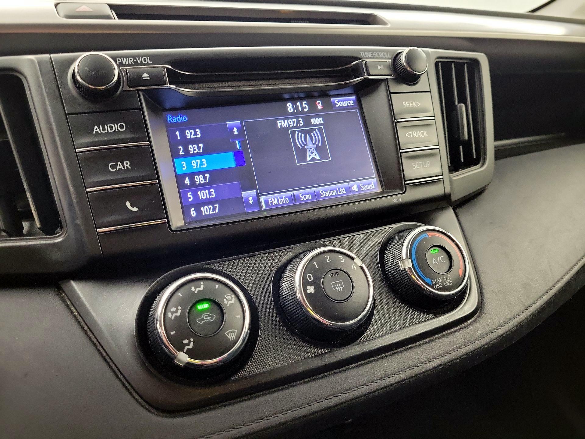 Thumbnail: 2016 Toyota RAV4 - 13