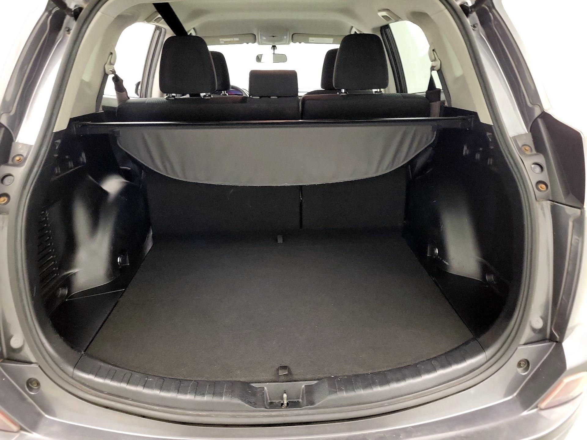 Thumbnail: 2016 Toyota RAV4 - 18