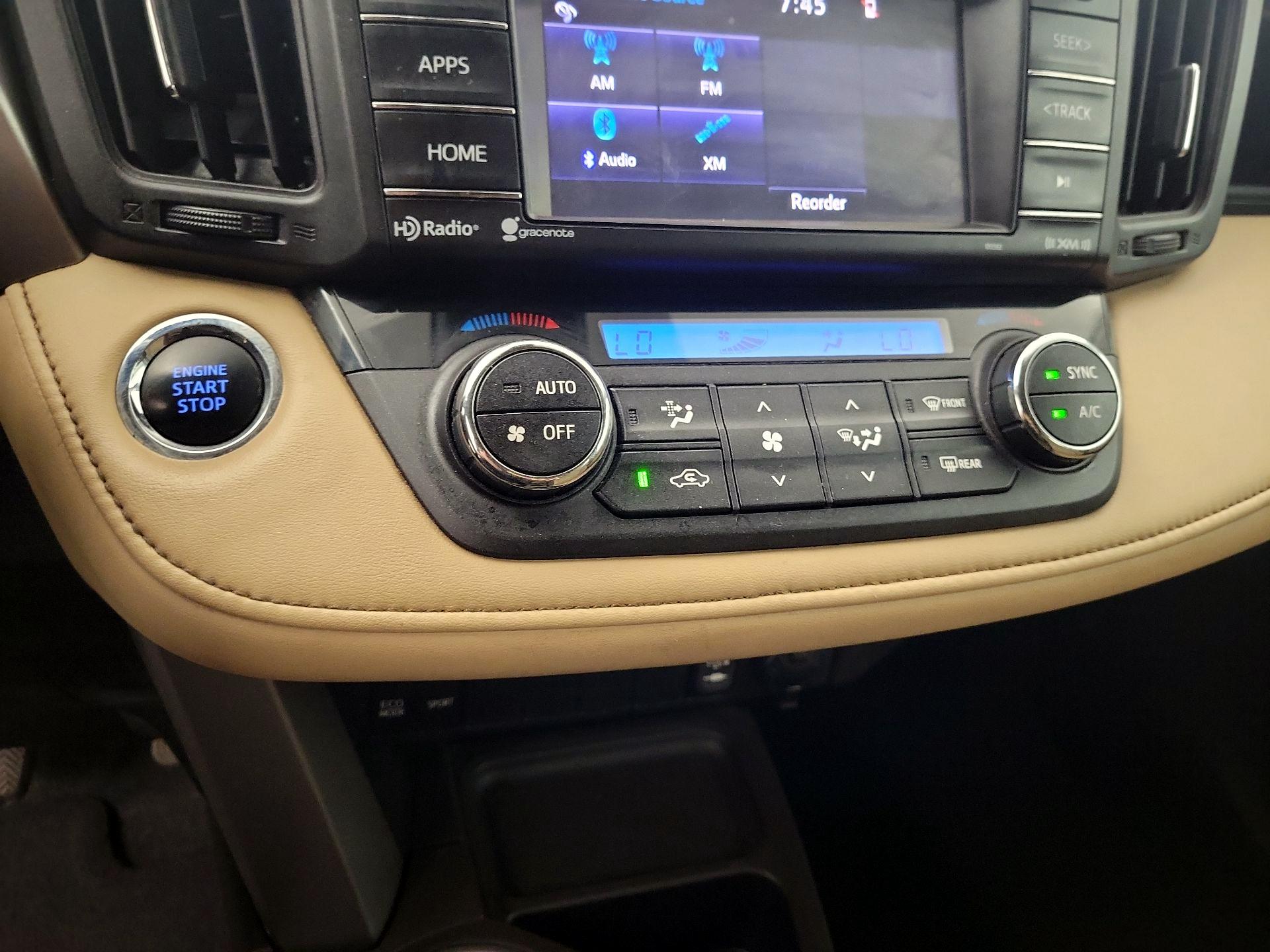 Thumbnail: 2018 Toyota RAV4 - 16