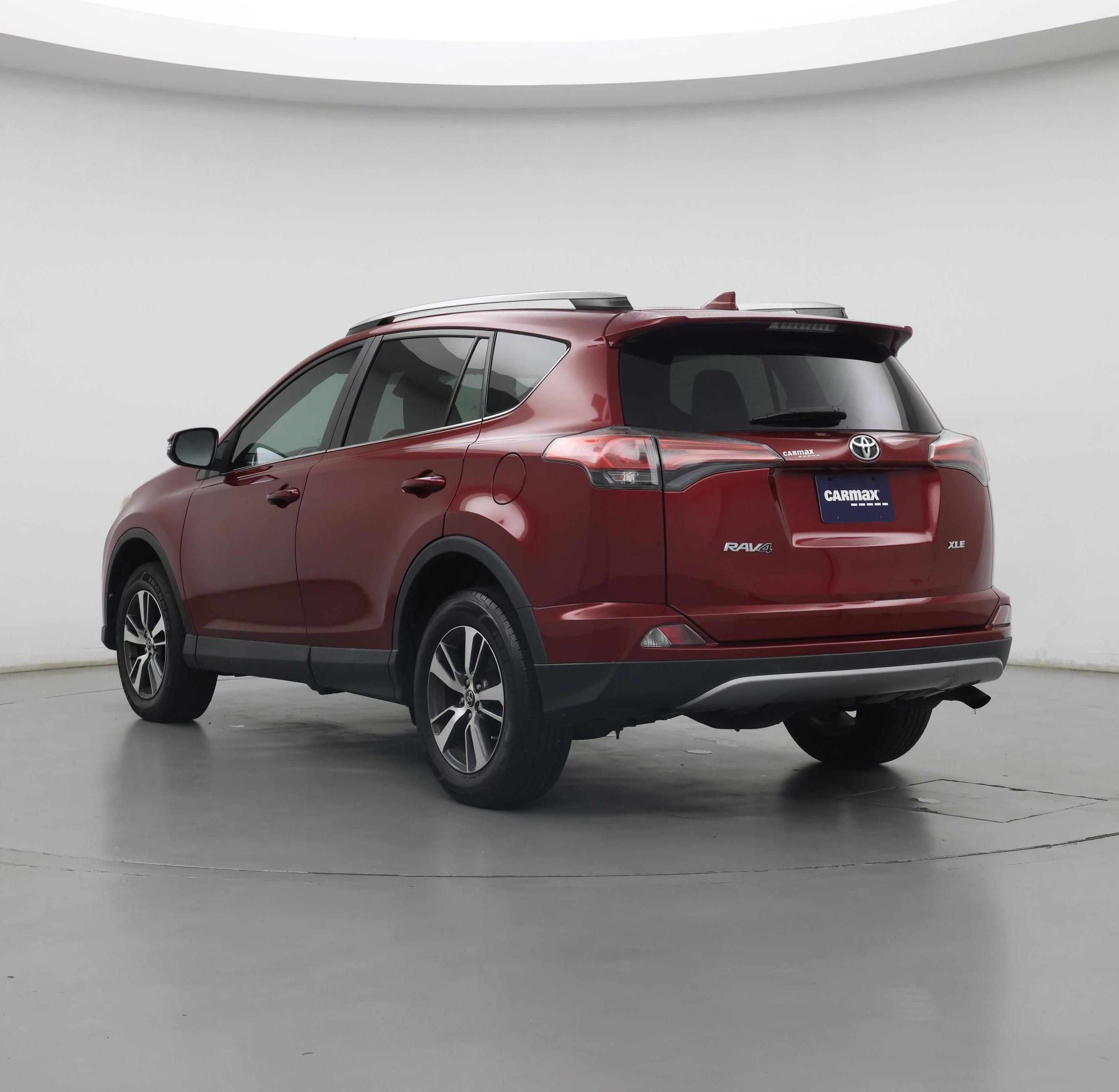 Thumbnail: 2018 Toyota RAV4 - 2