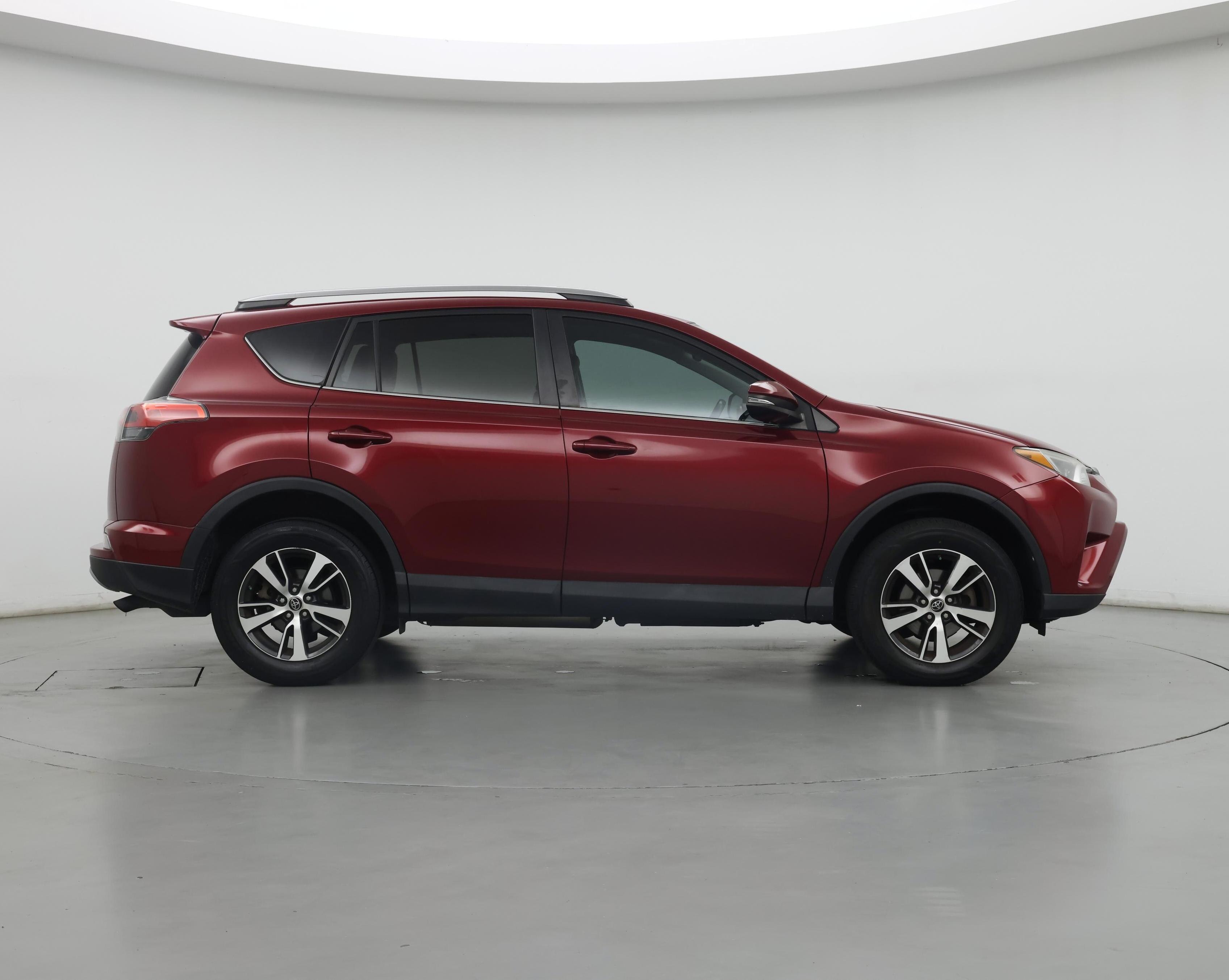 Thumbnail: 2018 Toyota RAV4 - 7