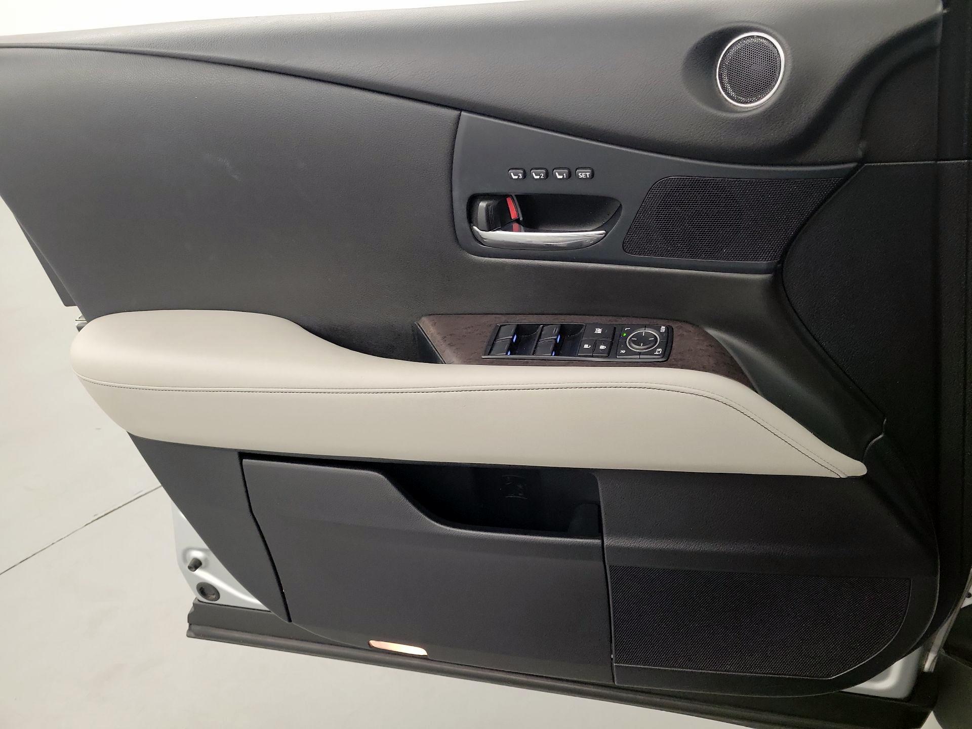 Thumbnail: 2015 Lexus RX - 12