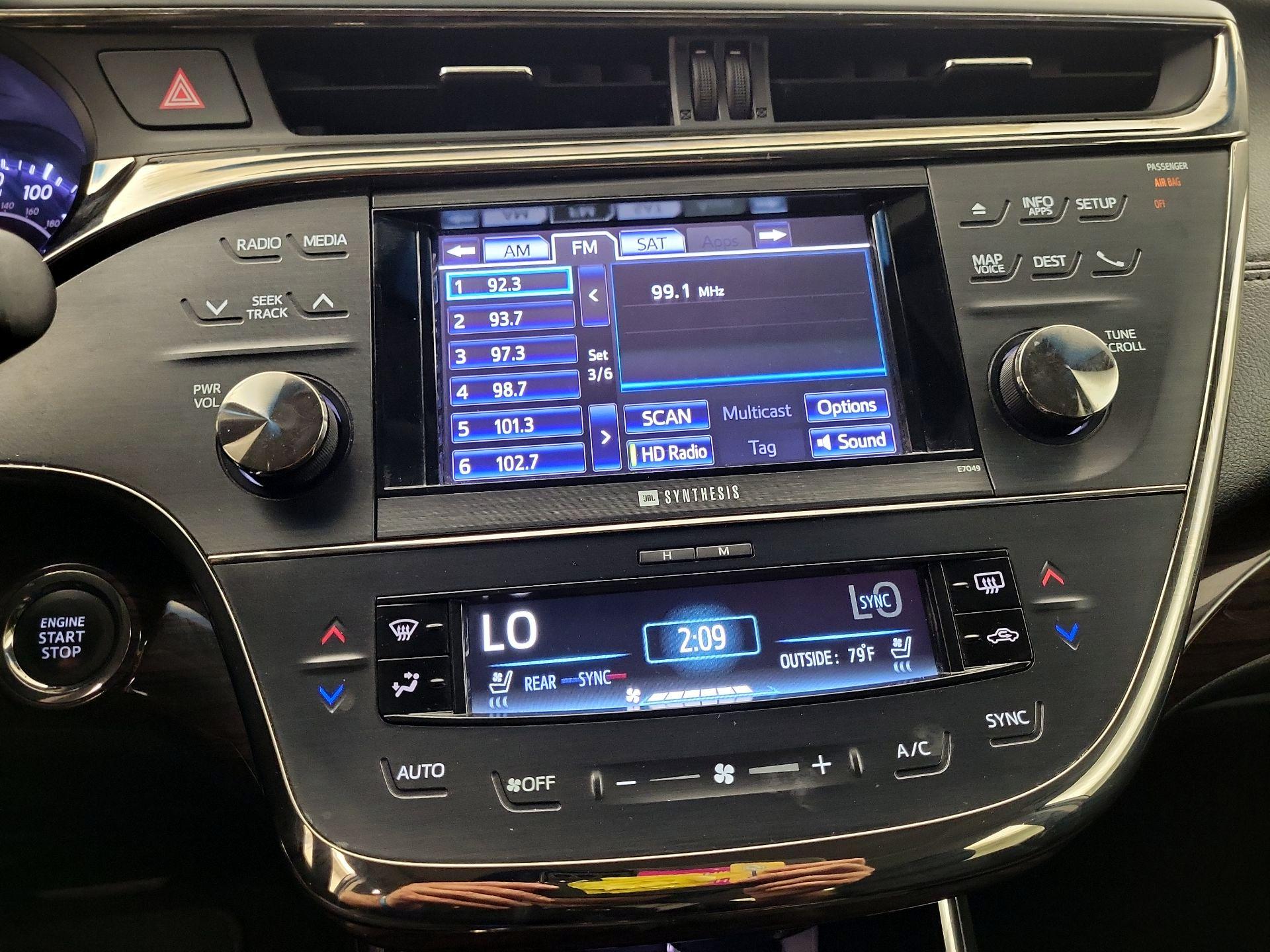 Thumbnail: 2014 Toyota Avalon - 16