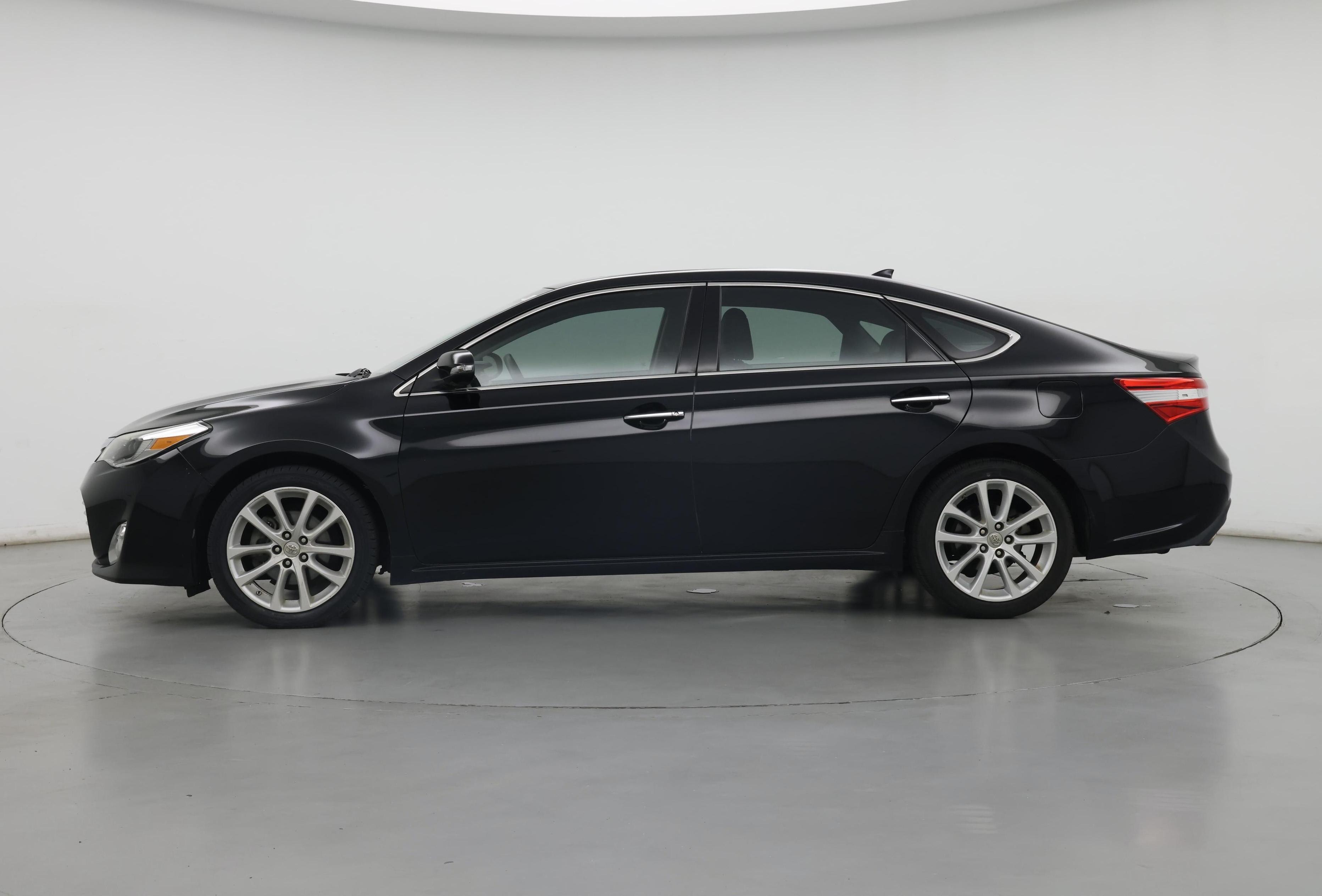 Thumbnail: 2014 Toyota Avalon - 3