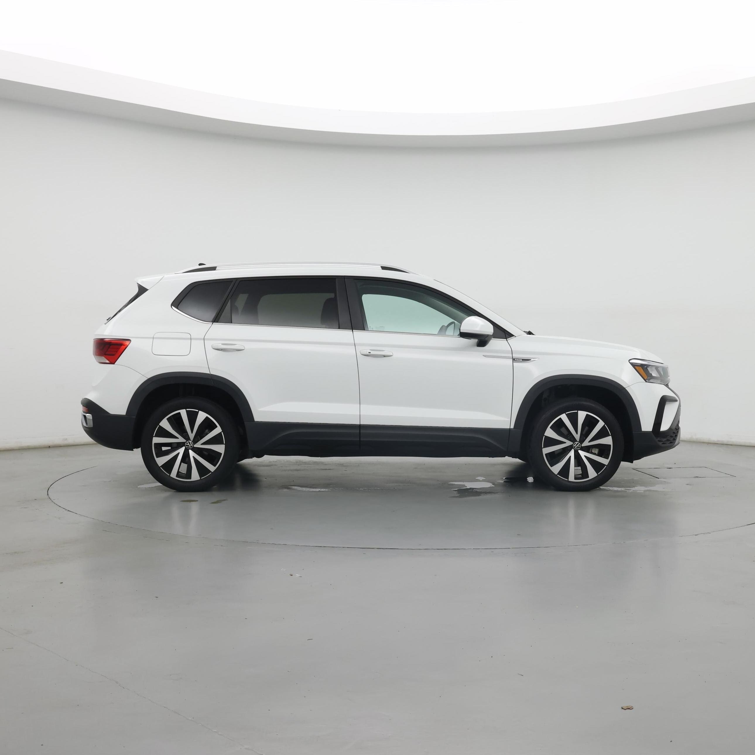 Thumbnail: 2022 Volkswagen Taos - 7