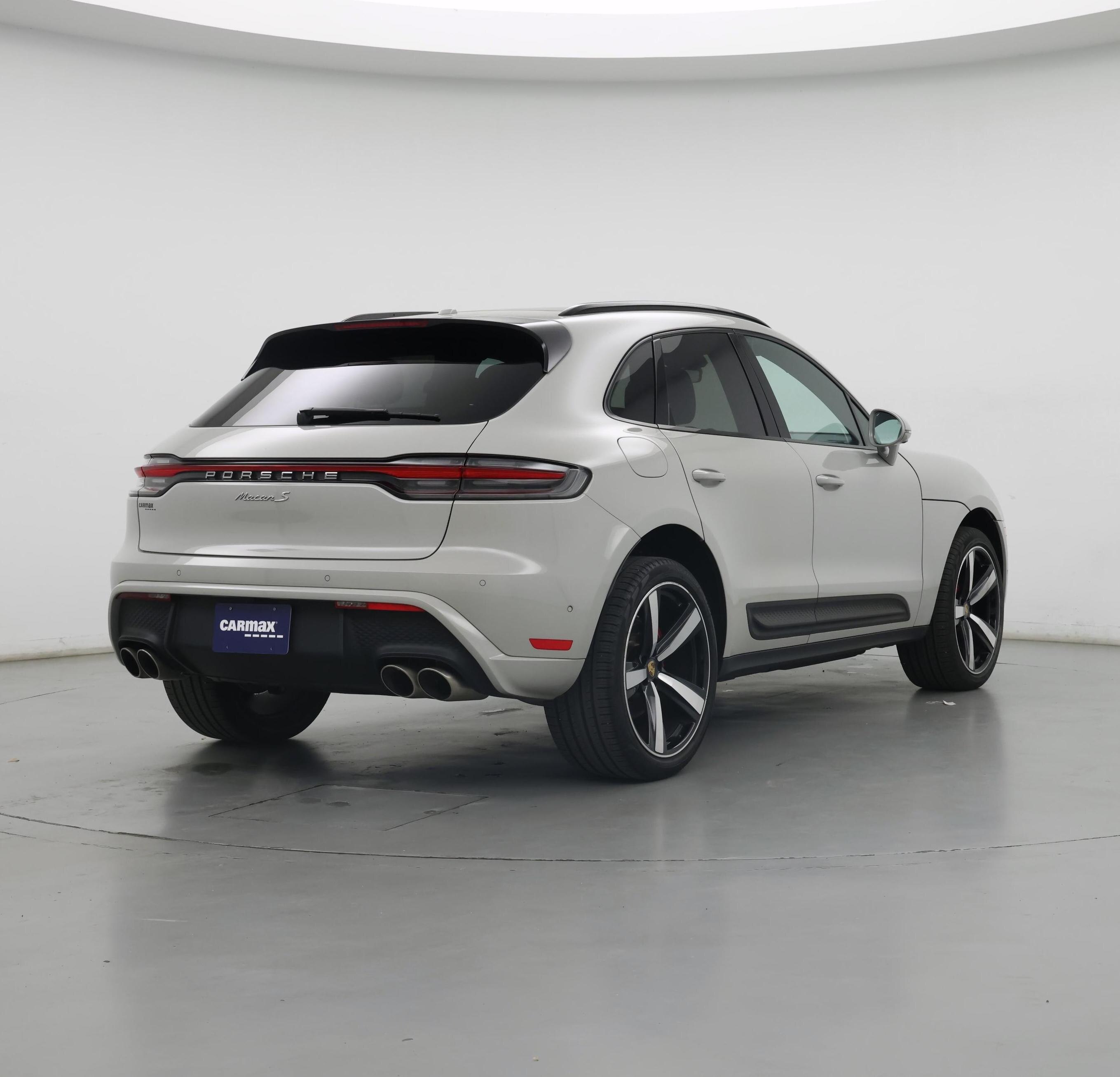 Thumbnail: 2023 Porsche Macan - 8