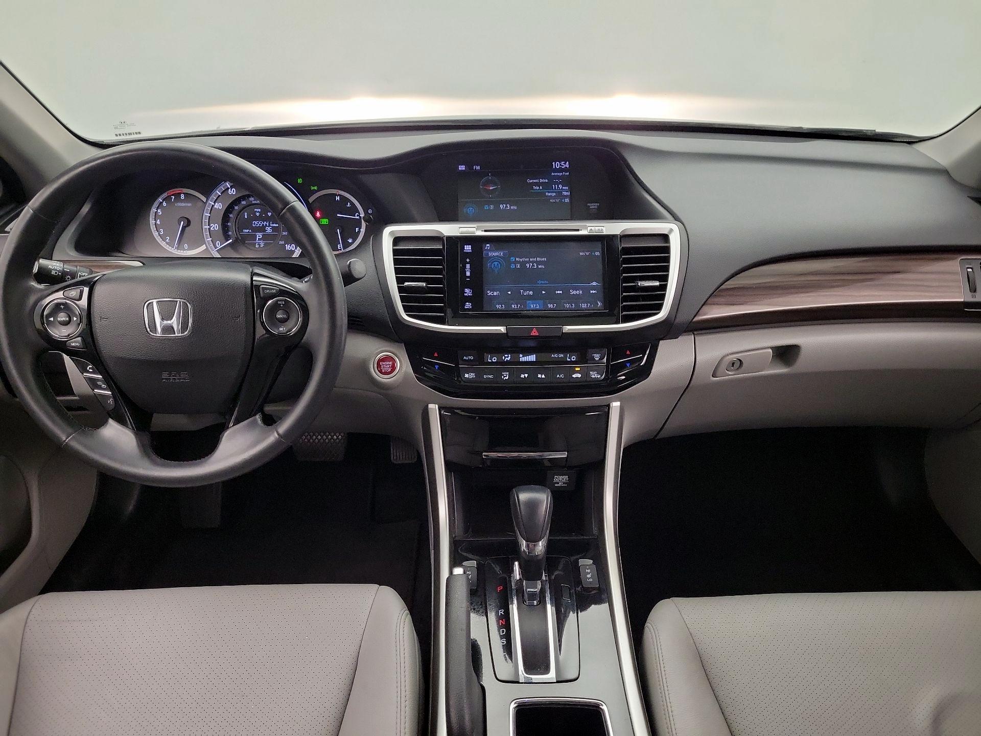 Thumbnail: 2017 Honda Accord - 9