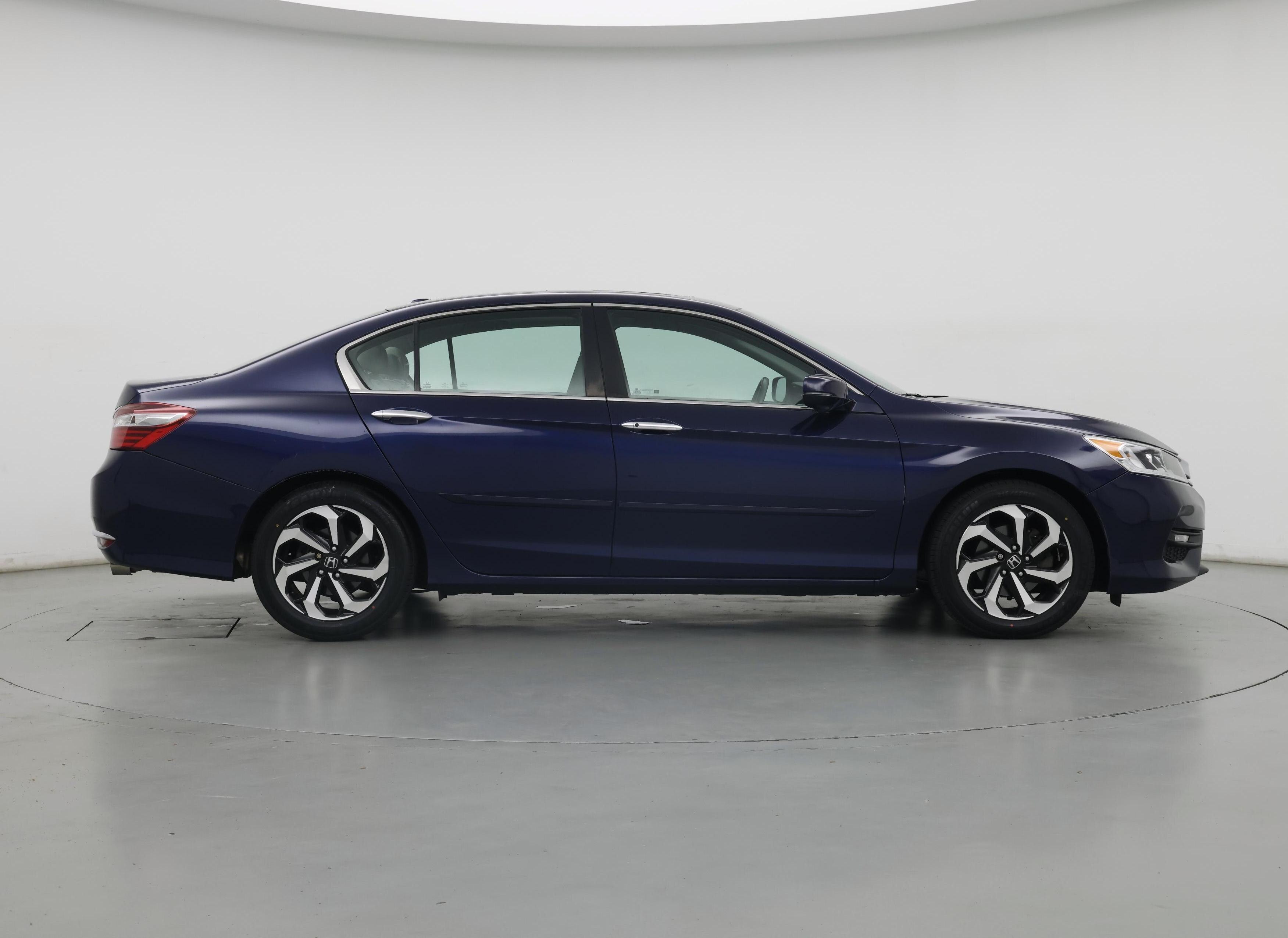 Thumbnail: 2017 Honda Accord - 7