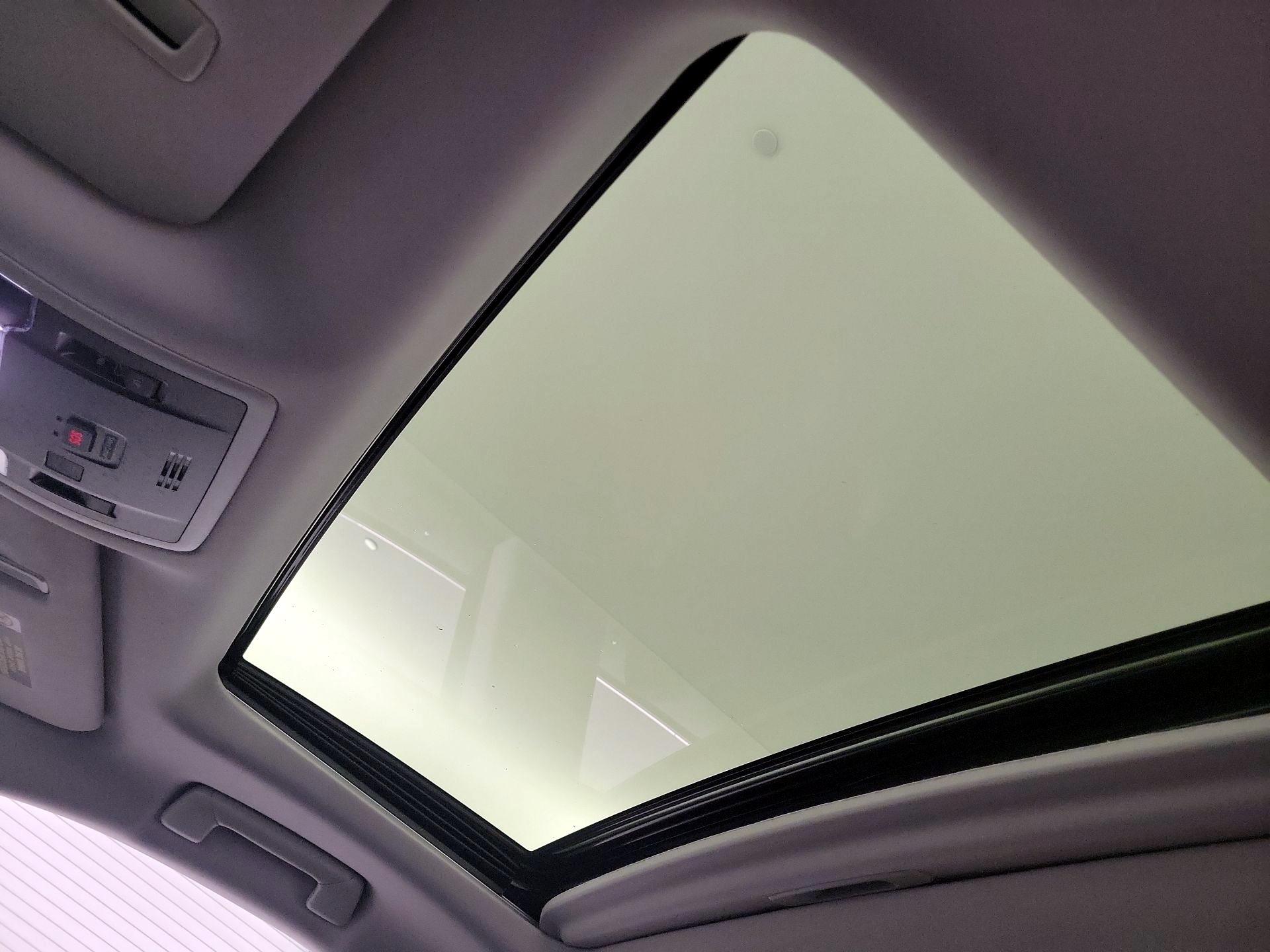 Thumbnail: 2019 Lexus RX - 20