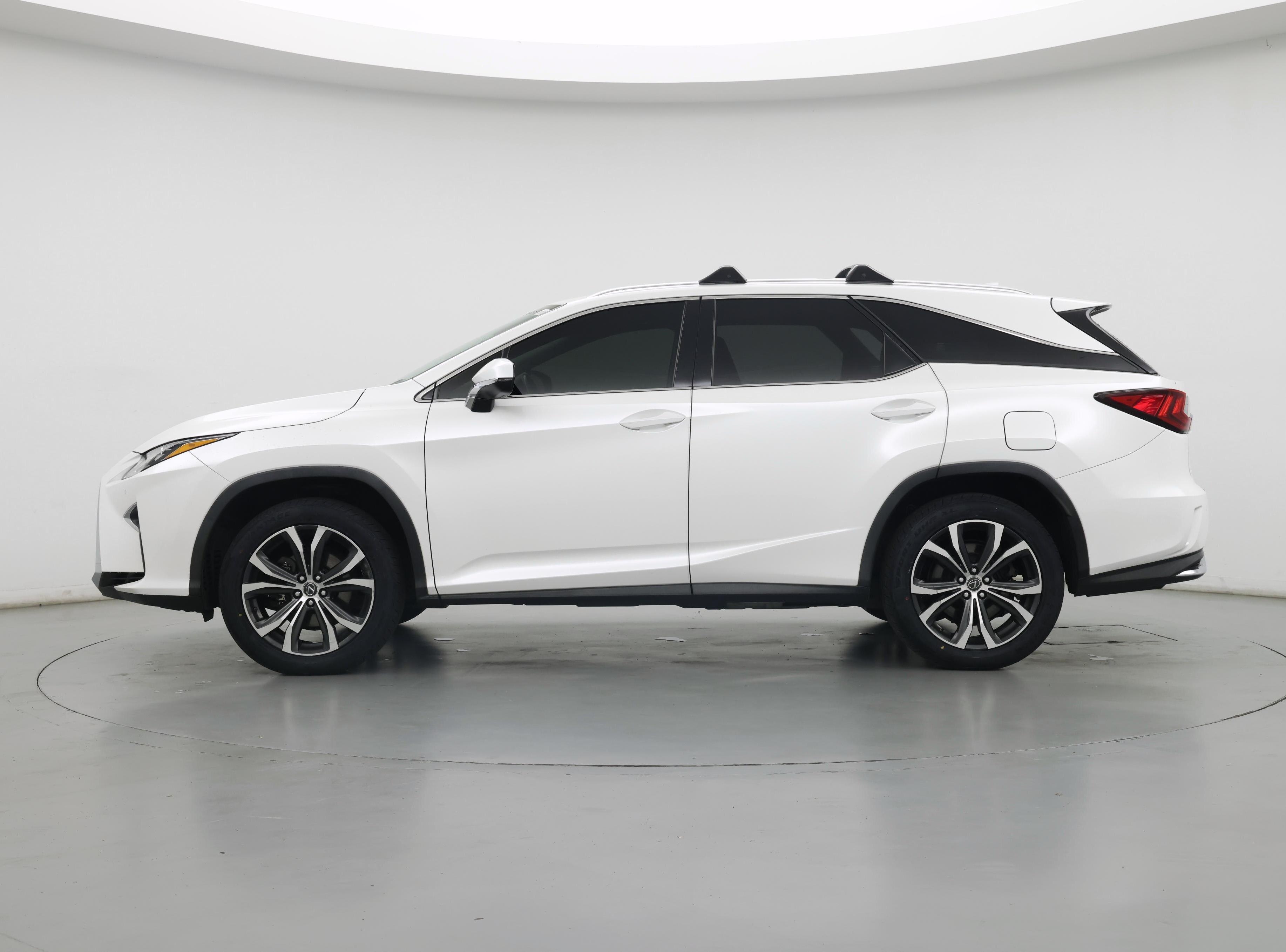 Thumbnail: 2019 Lexus RX - 3
