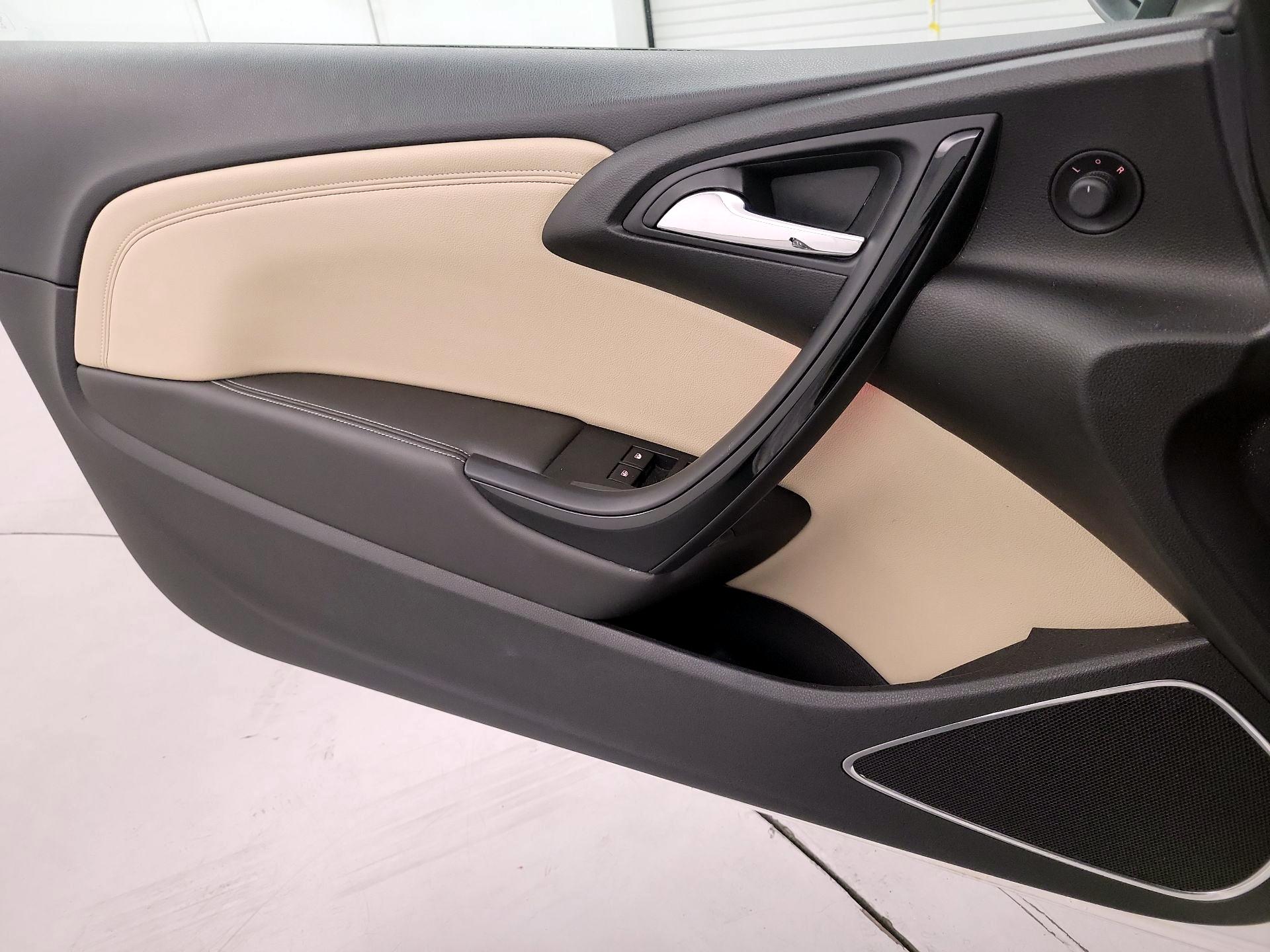 Thumbnail: 2017 Buick Cascada - 10