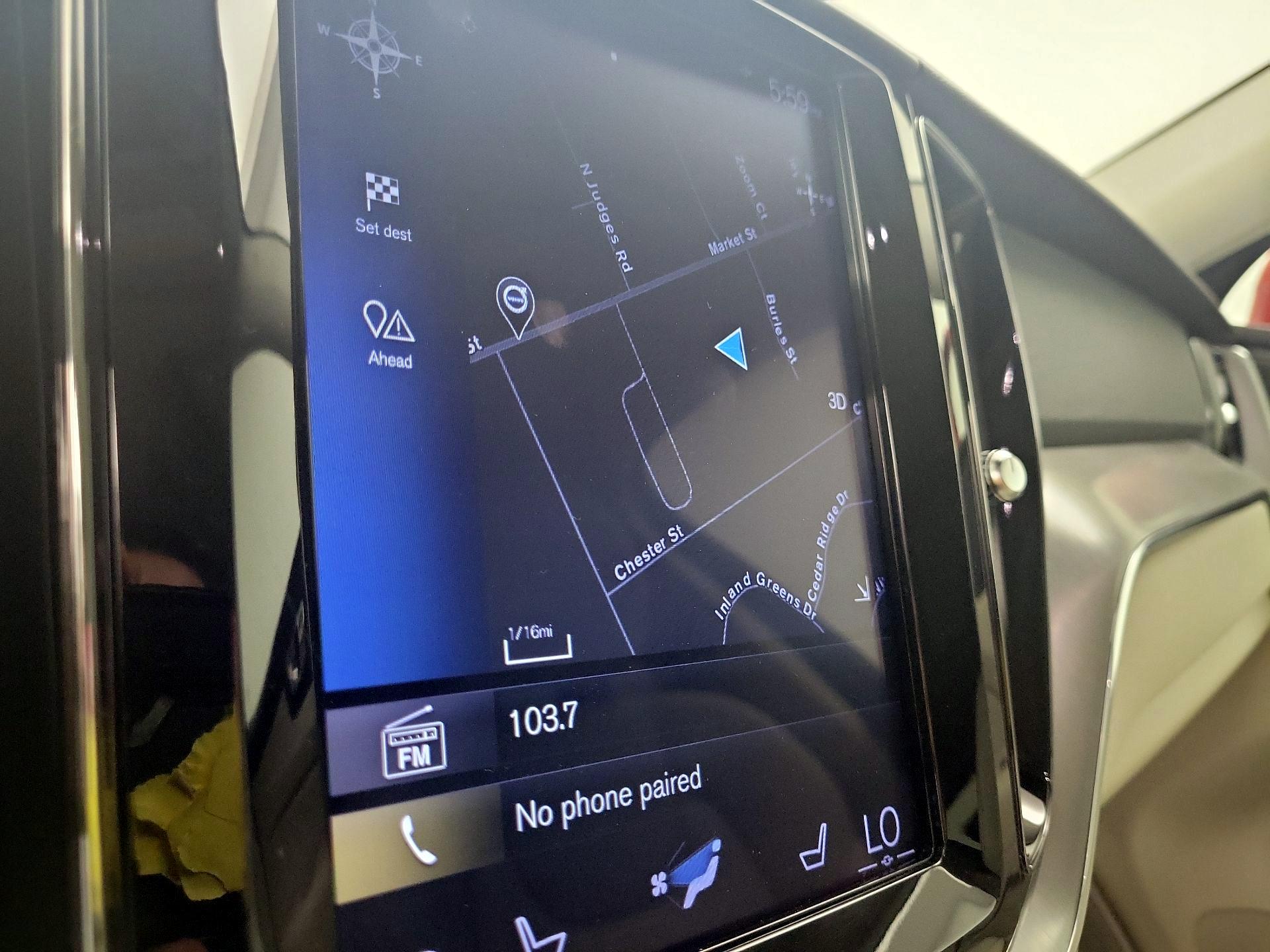 Thumbnail: 2019 Volvo XC60 - 14