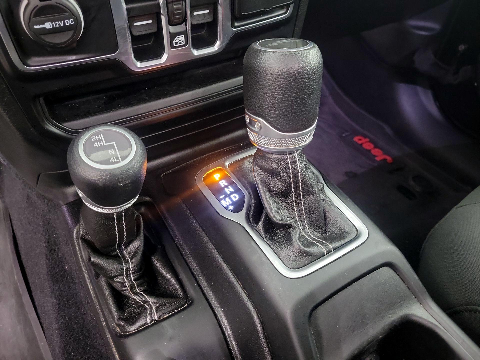 Thumbnail: 2020 Jeep Gladiator - 17