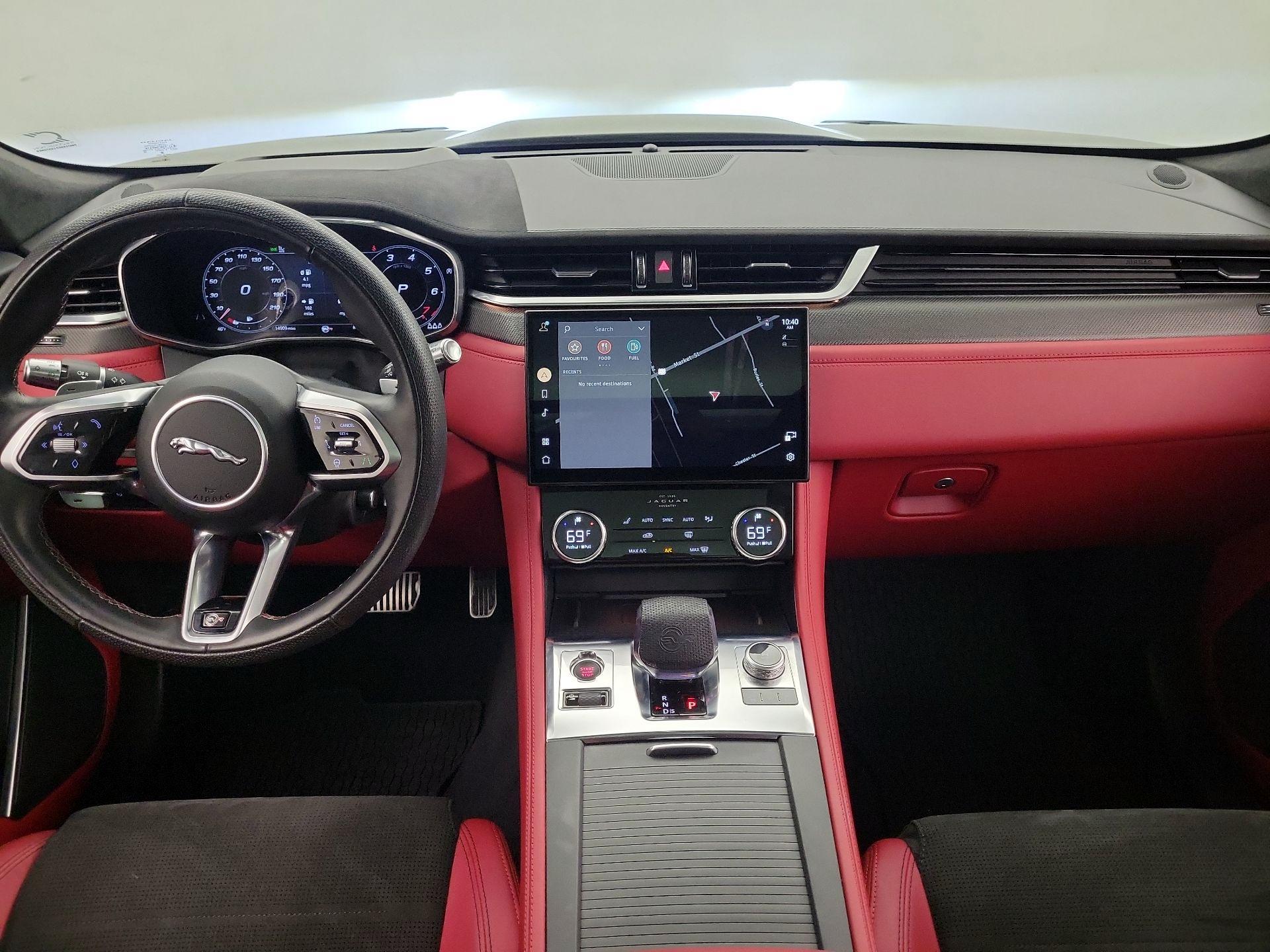 Thumbnail: 2021 Jaguar F-Pace - 9