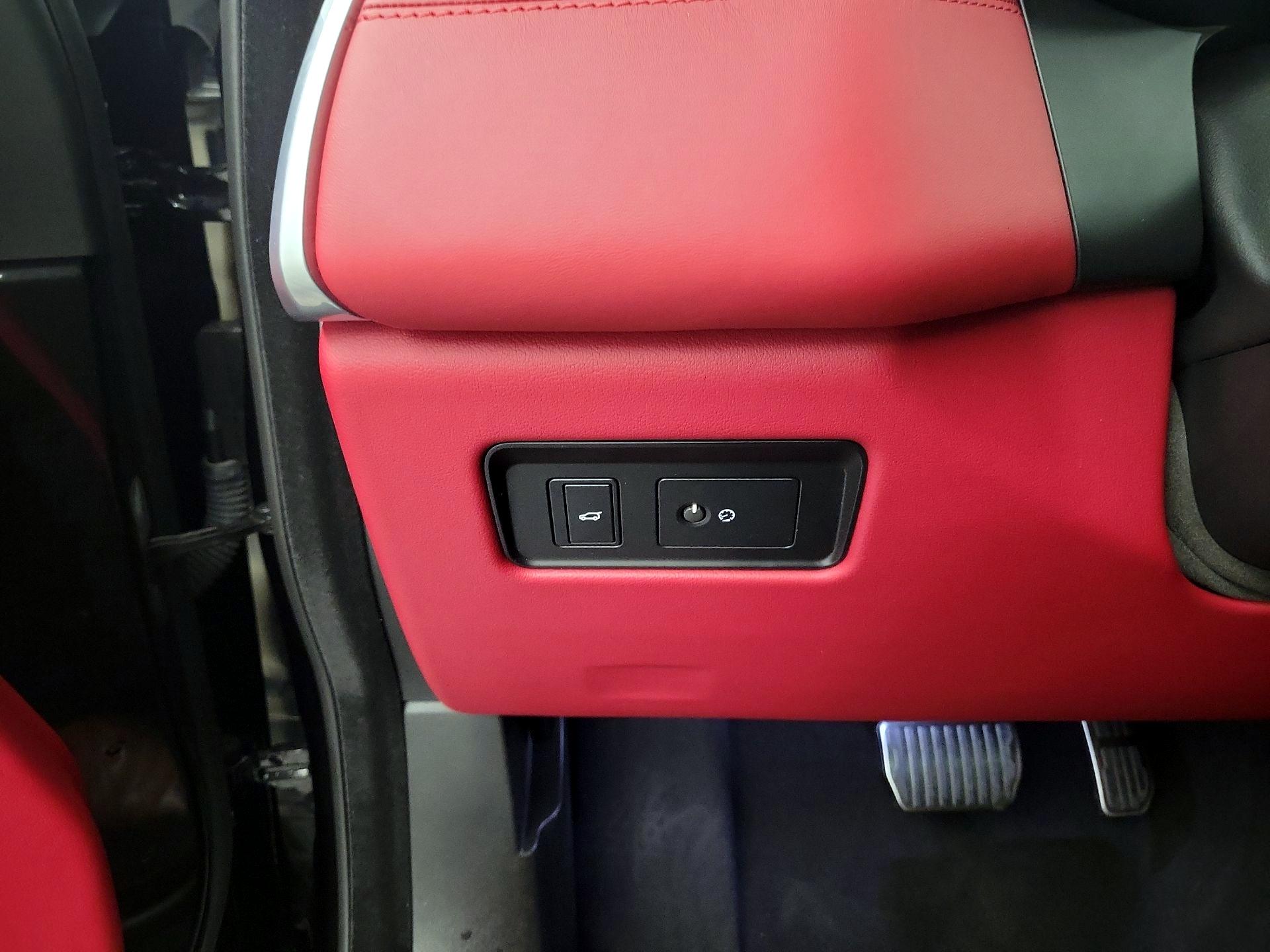 Thumbnail: 2021 Jaguar F-Pace - 13