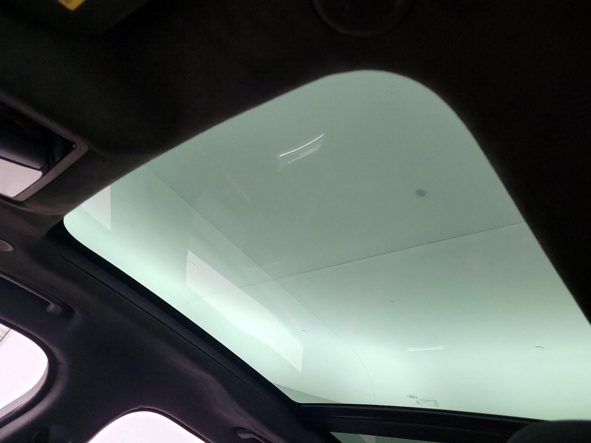 Thumbnail: 2021 Jaguar F-Pace - 20