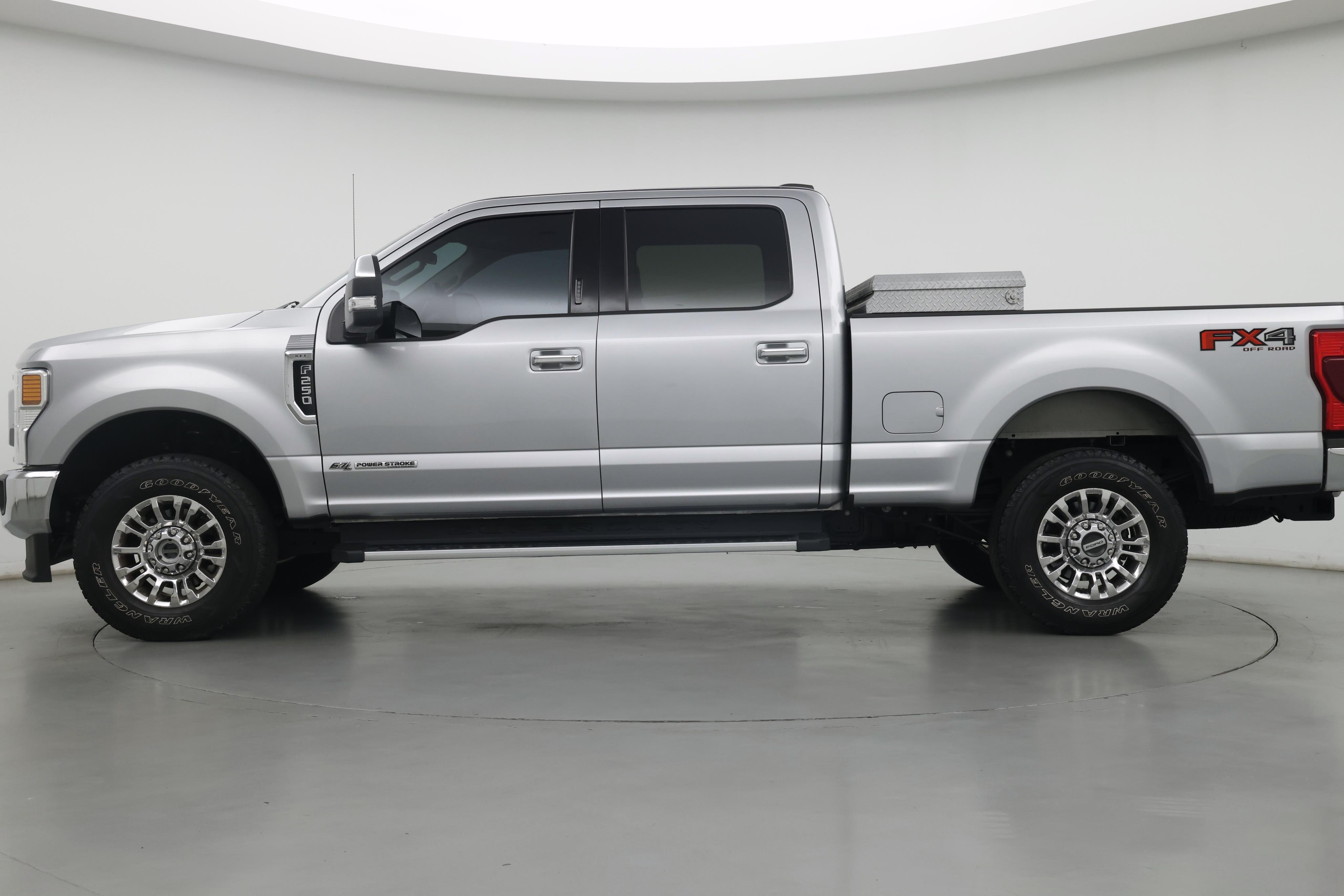 Thumbnail: 2021 Ford F-250 - 3