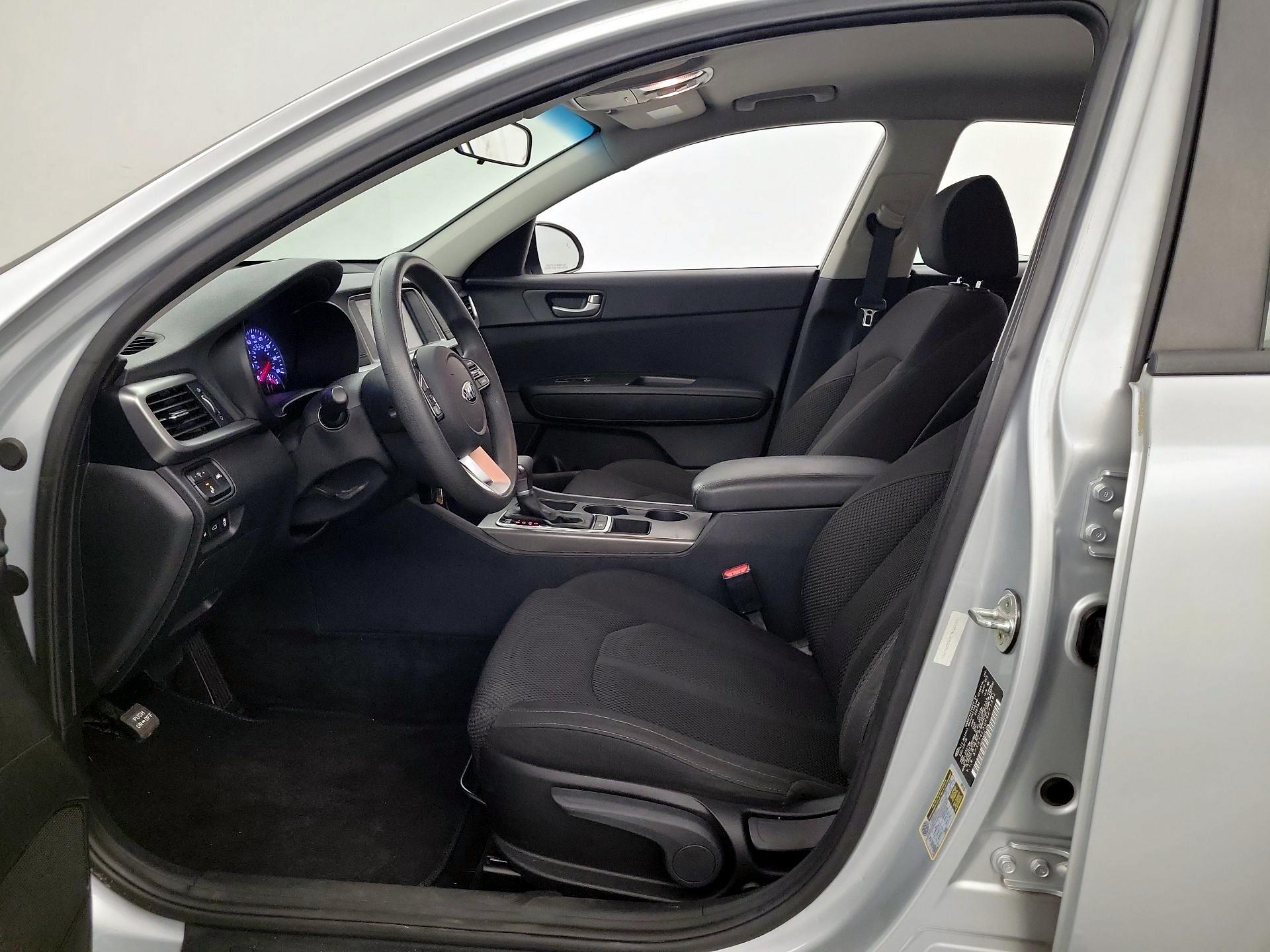 Thumbnail: 2019 Kia Optima - 11