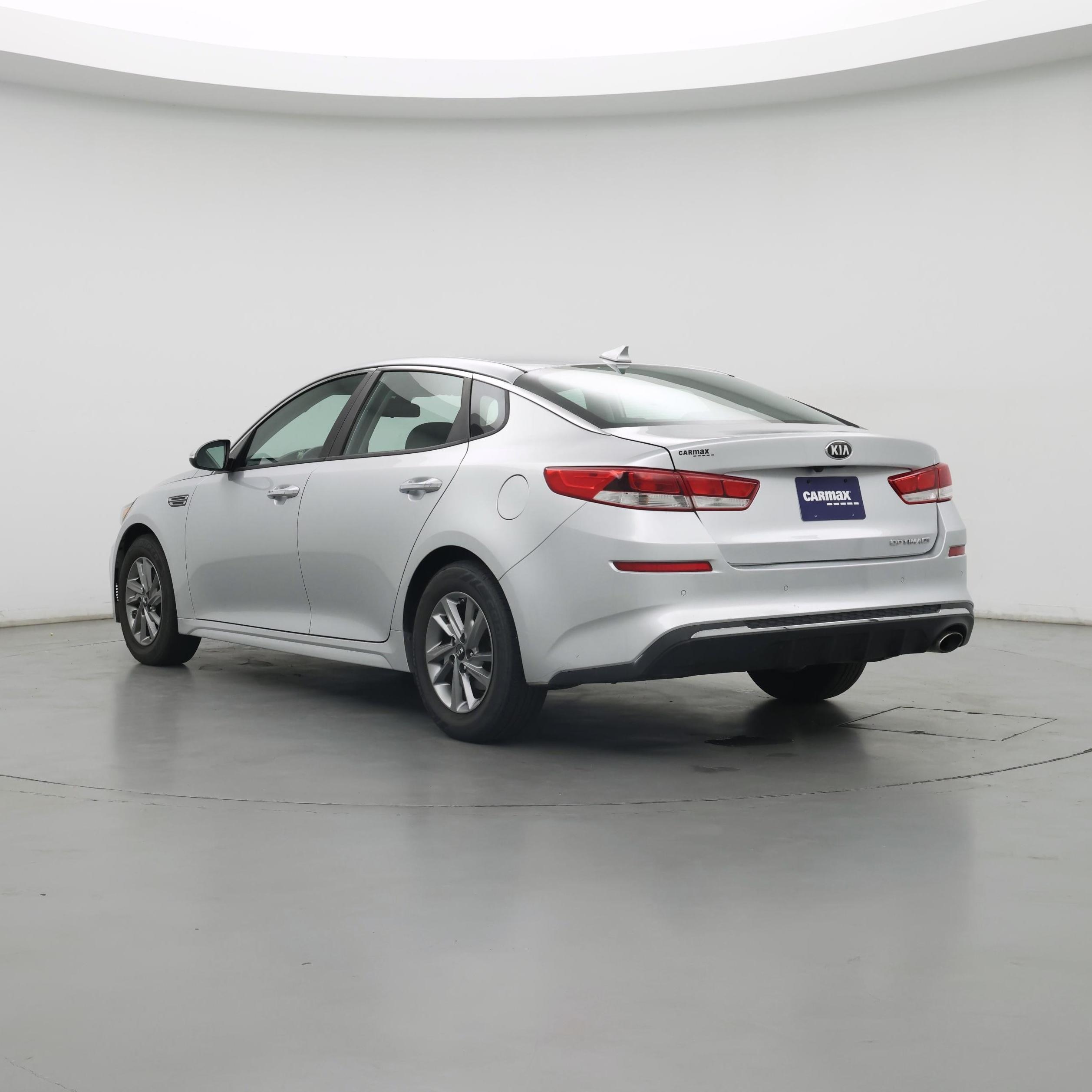 Thumbnail: 2019 Kia Optima - 2