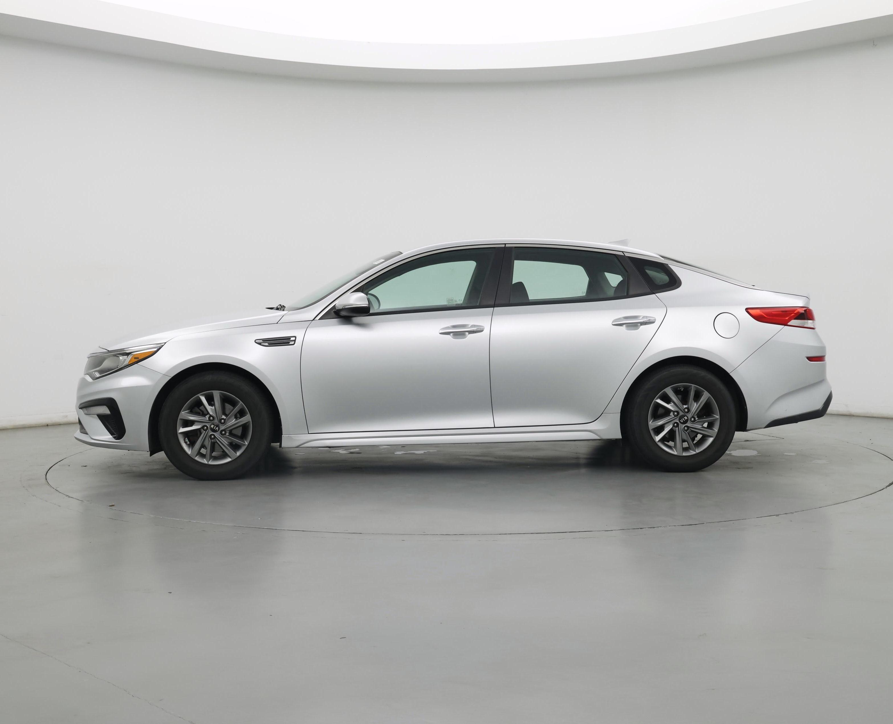Thumbnail: 2019 Kia Optima - 3