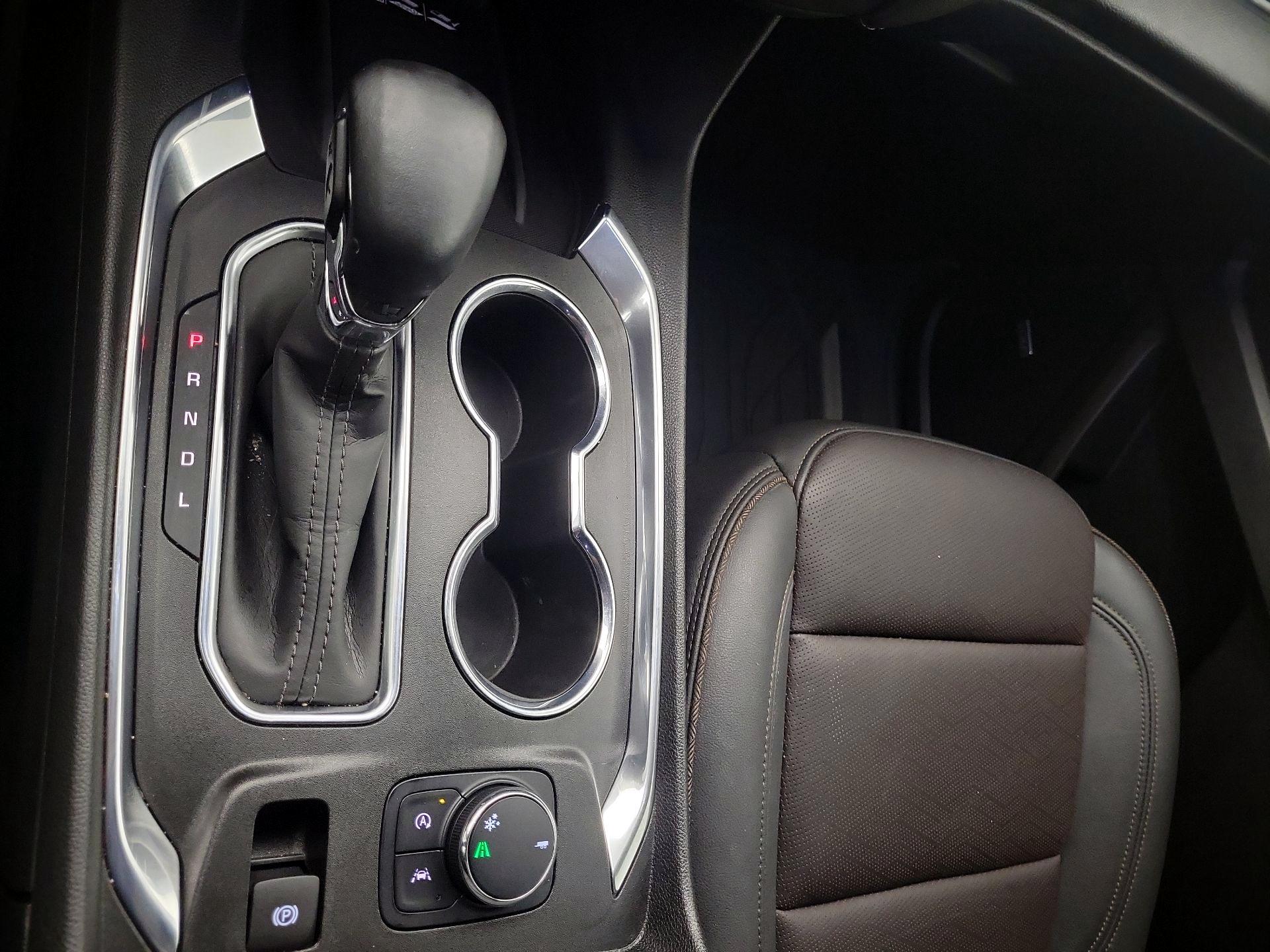 Thumbnail: 2023 Chevrolet Traverse - 17