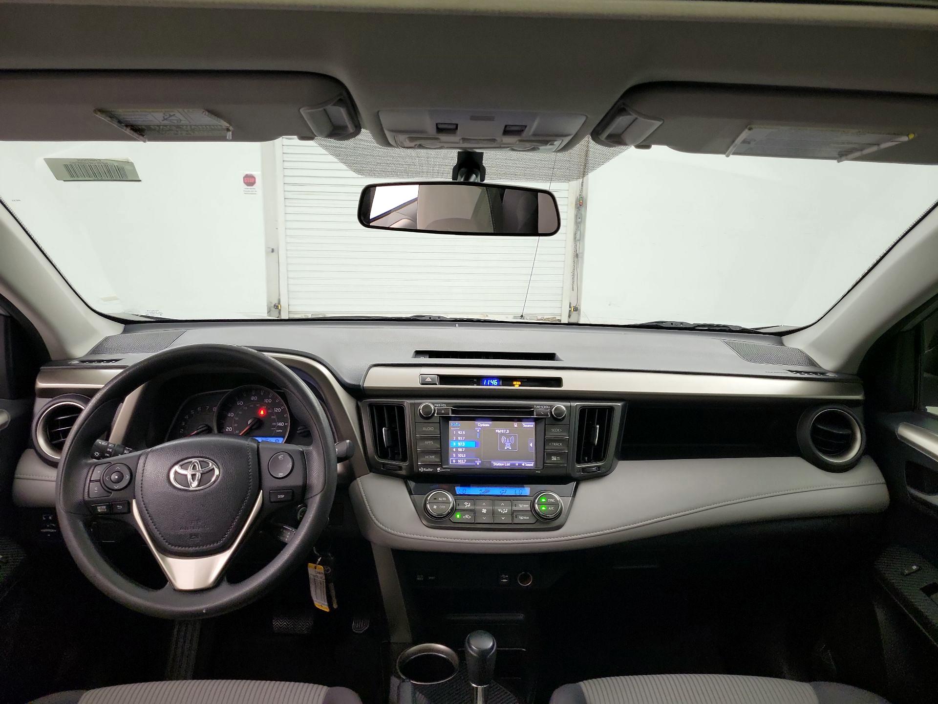 Thumbnail: 2014 Toyota RAV4 - 9