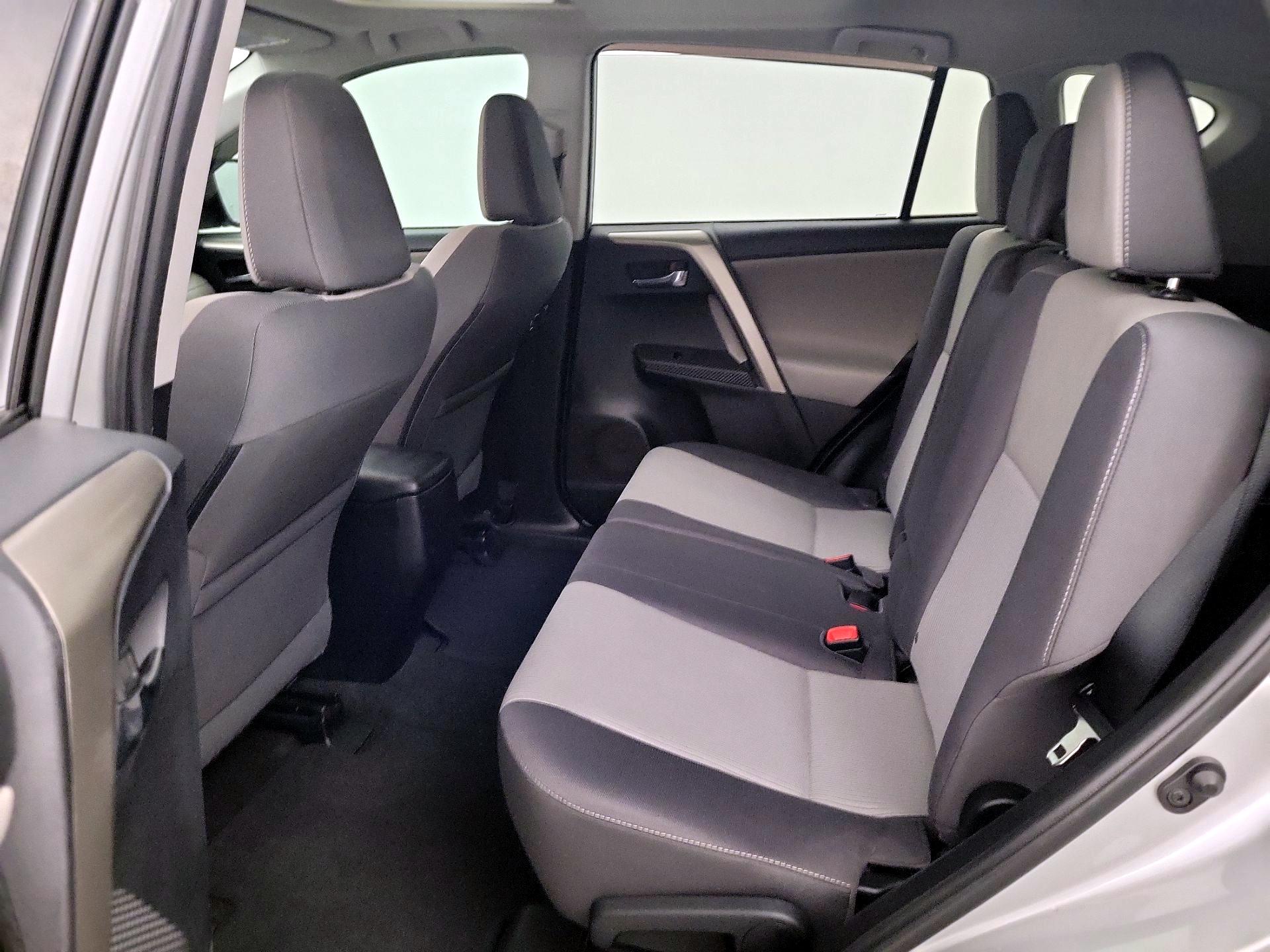 Thumbnail: 2014 Toyota RAV4 - 20