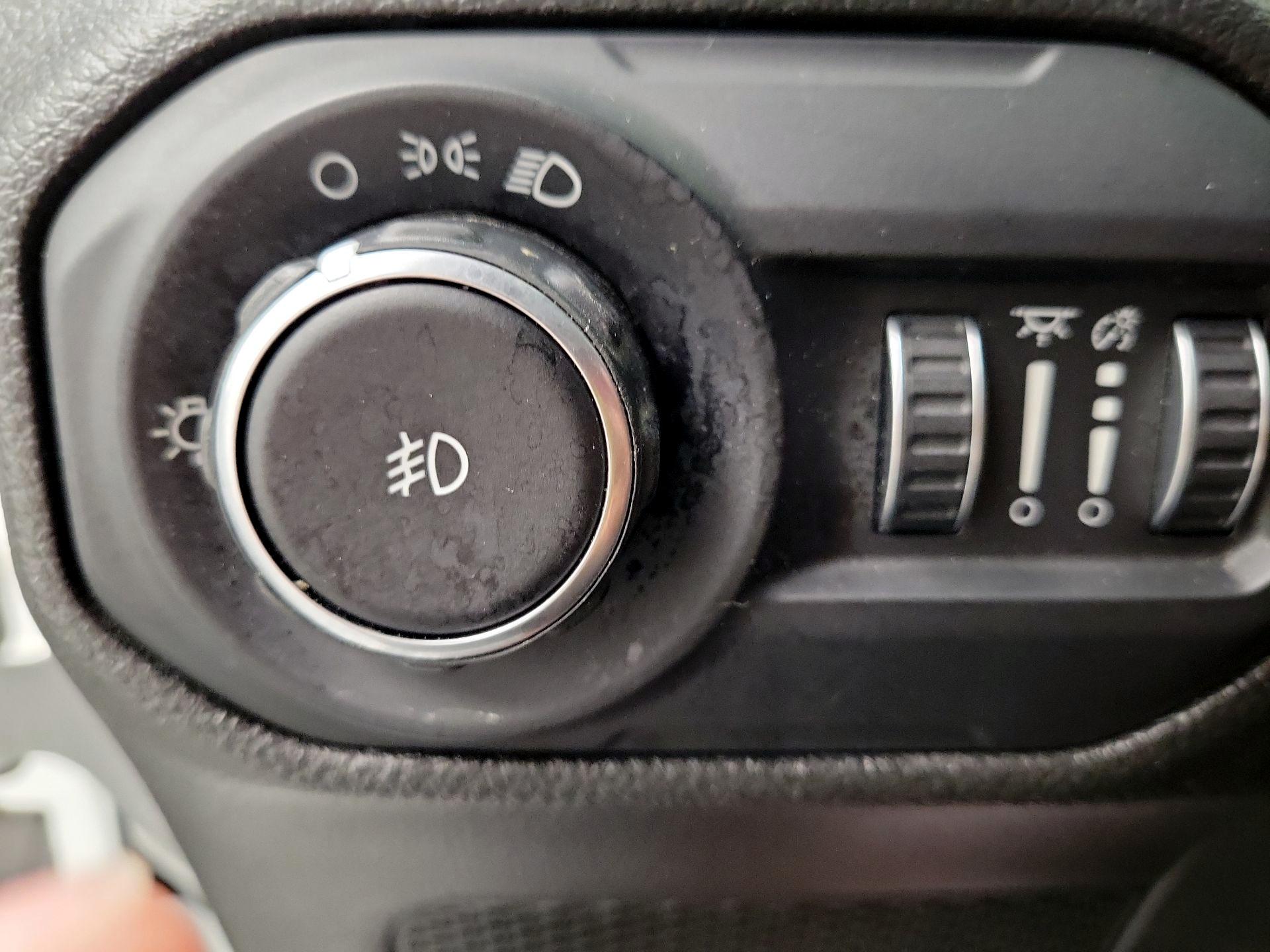 Thumbnail: 2022 Jeep Wrangler - 13