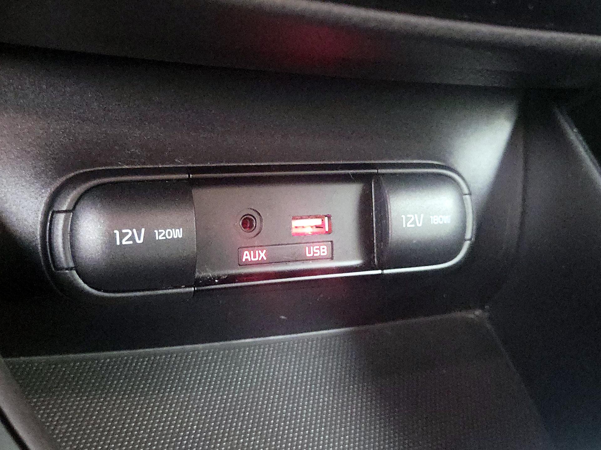 Thumbnail: 2018 Kia Soul - 18