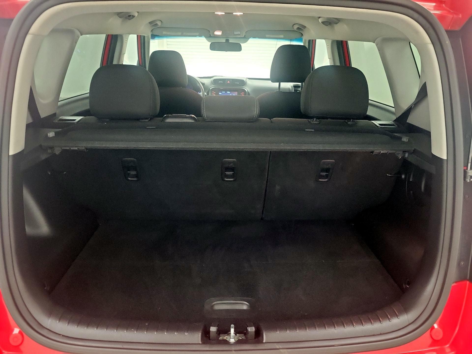 Thumbnail: 2018 Kia Soul - 20