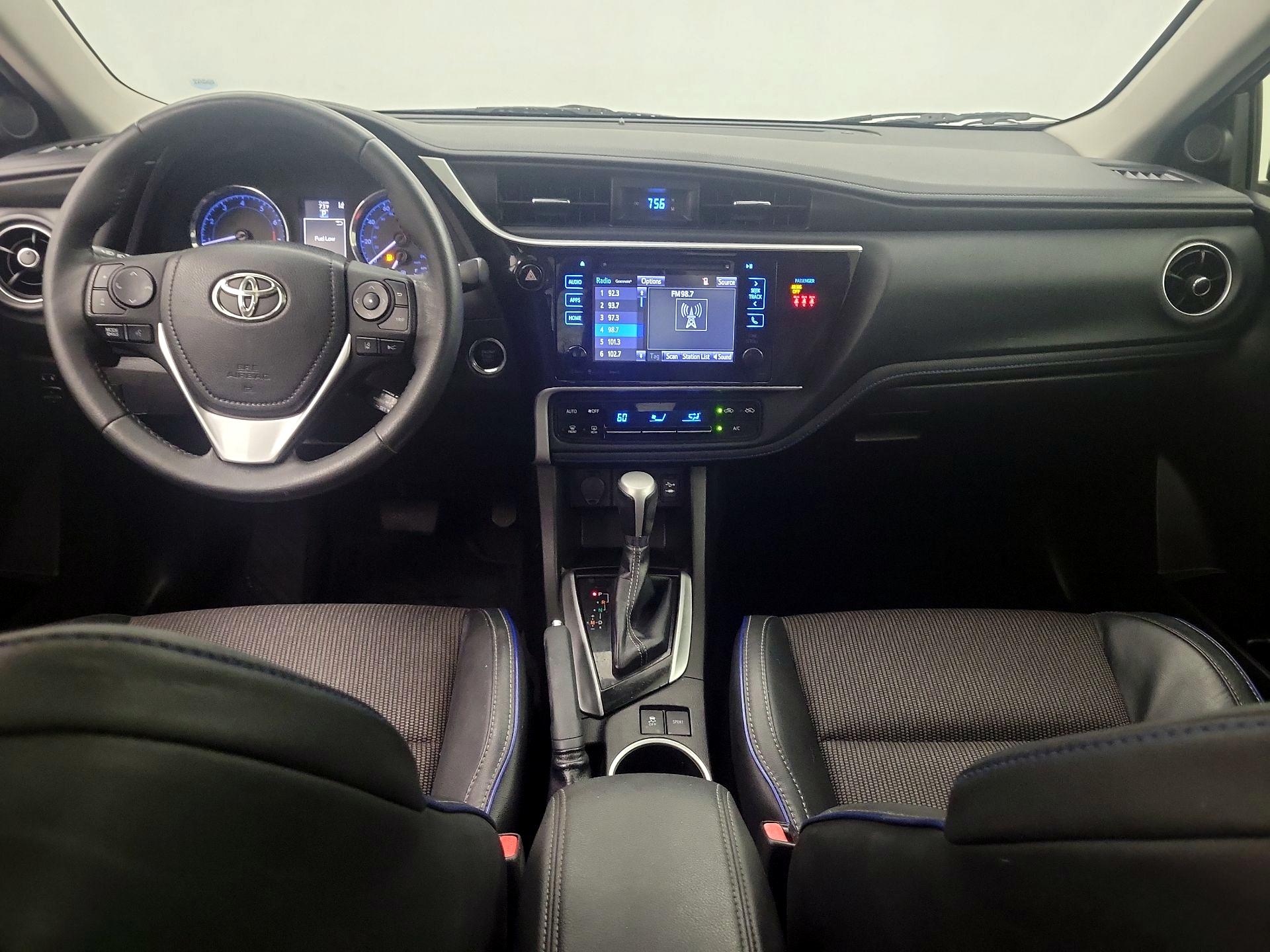 Thumbnail: 2018 Toyota Corolla - 9