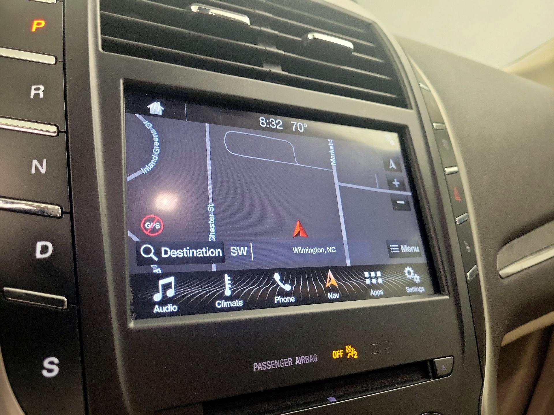 Thumbnail: 2017 Lincoln MKC - 14