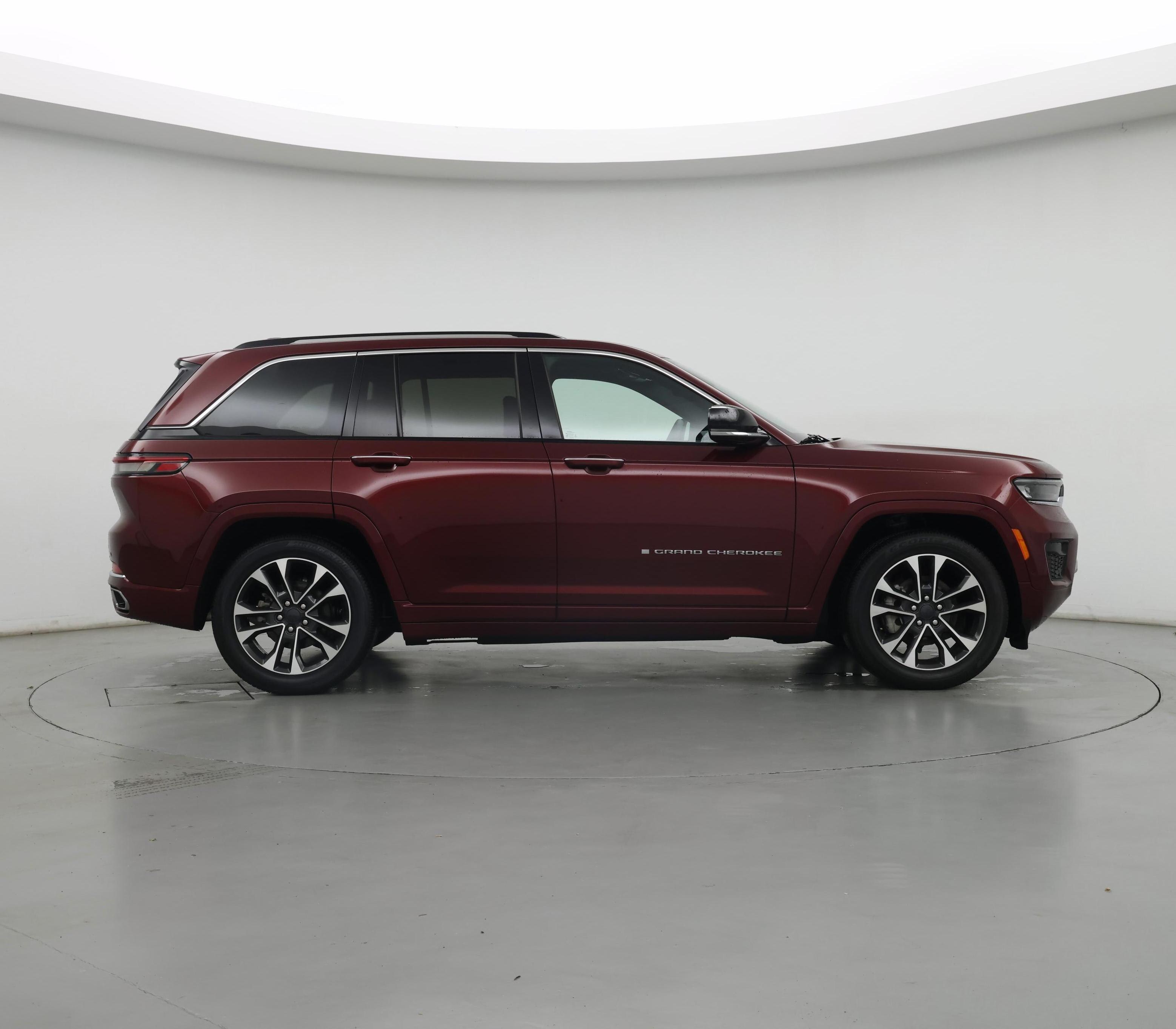 Thumbnail: 2023 Jeep Grand Cherokee - 7