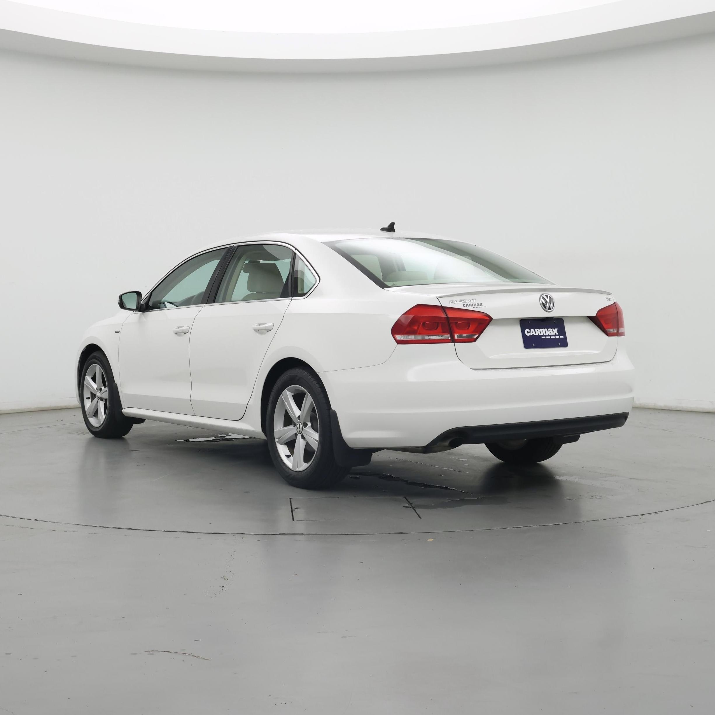 Thumbnail: 2015 Volkswagen Passat - 2