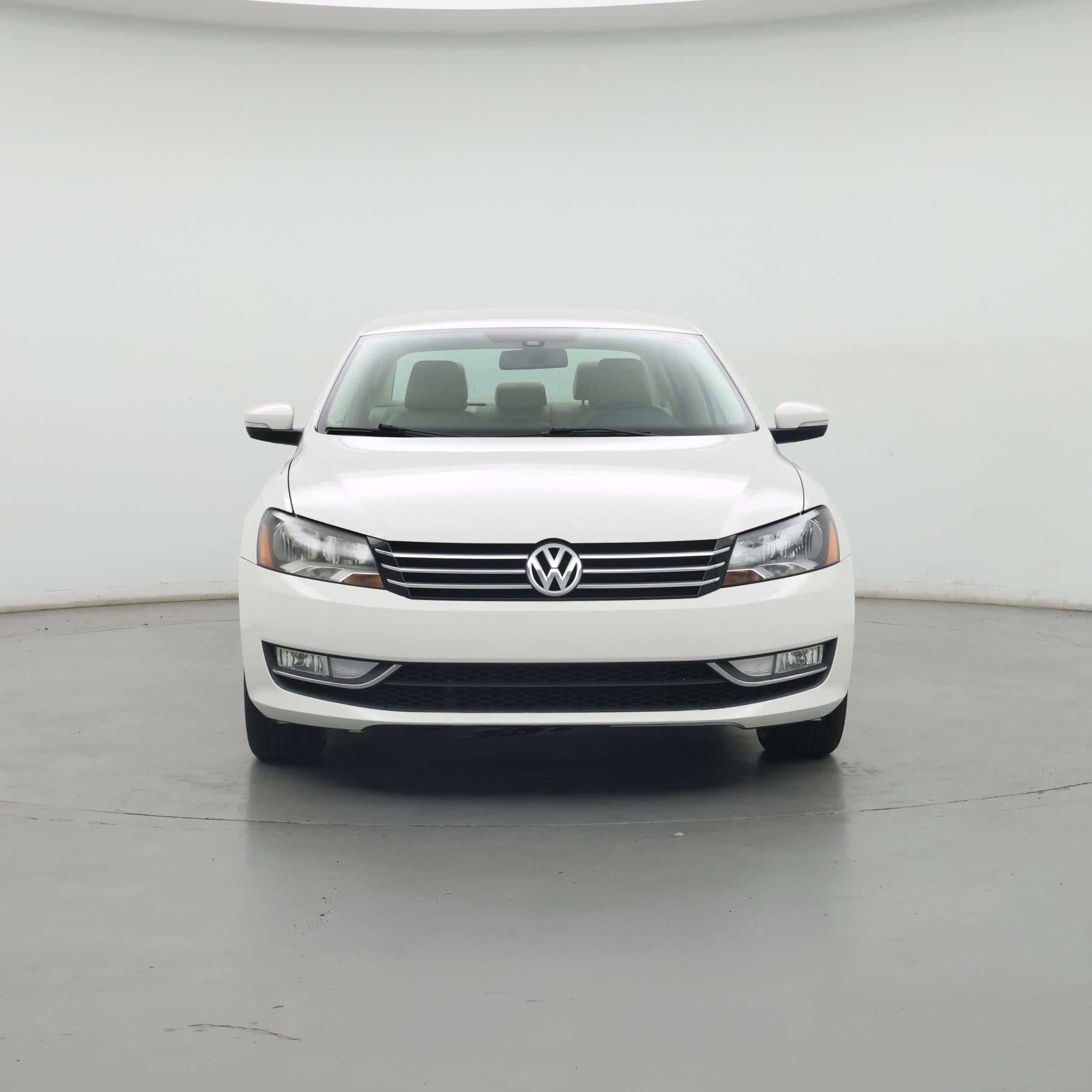 Thumbnail: 2015 Volkswagen Passat - 5