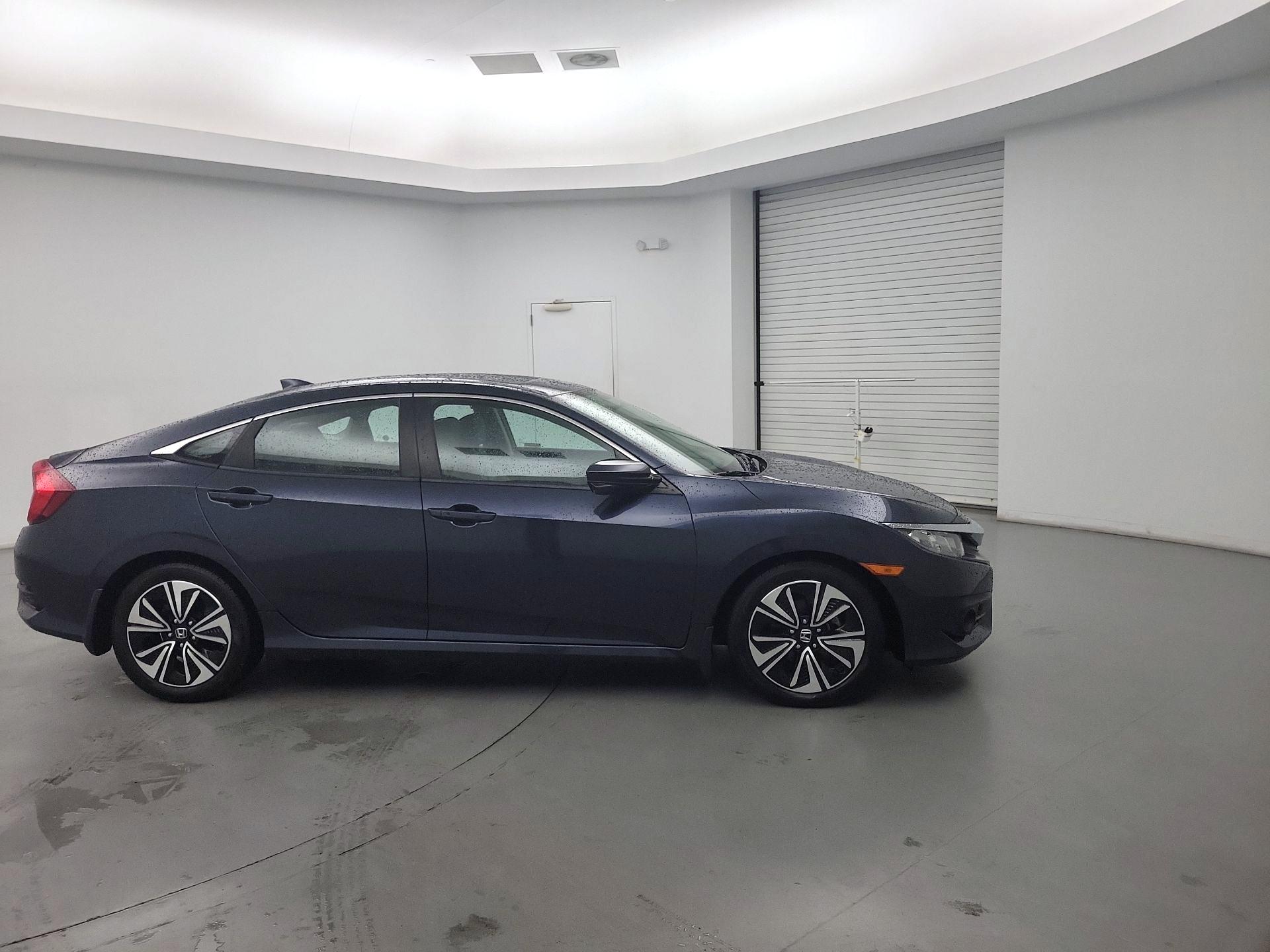 Thumbnail: 2018 Honda Civic - 4